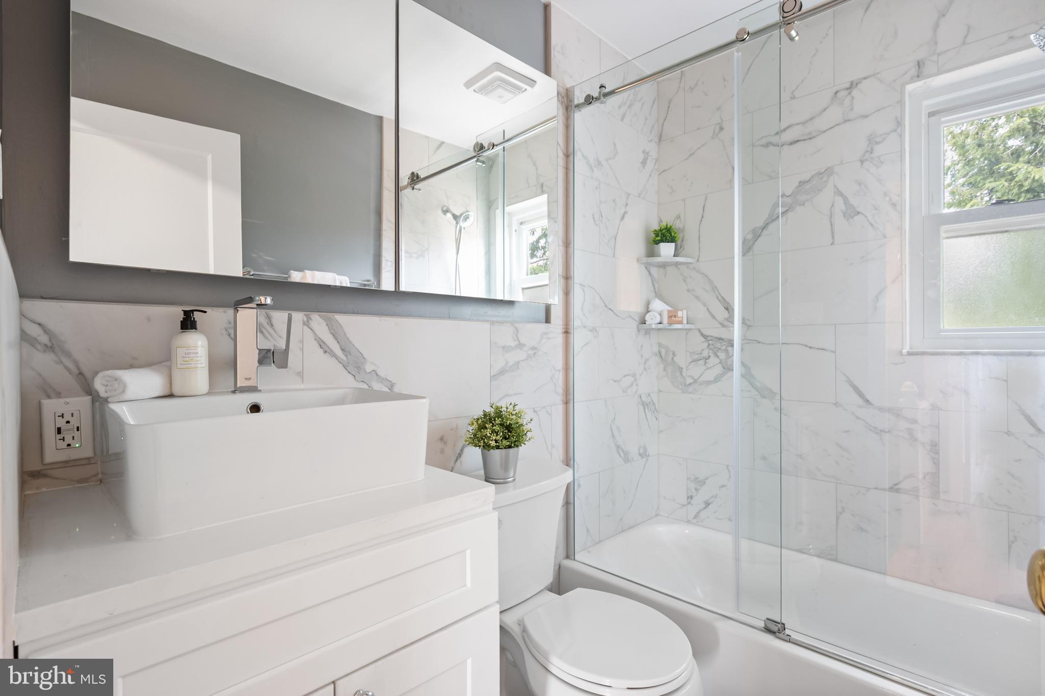 PATRICK HENRY - Residential