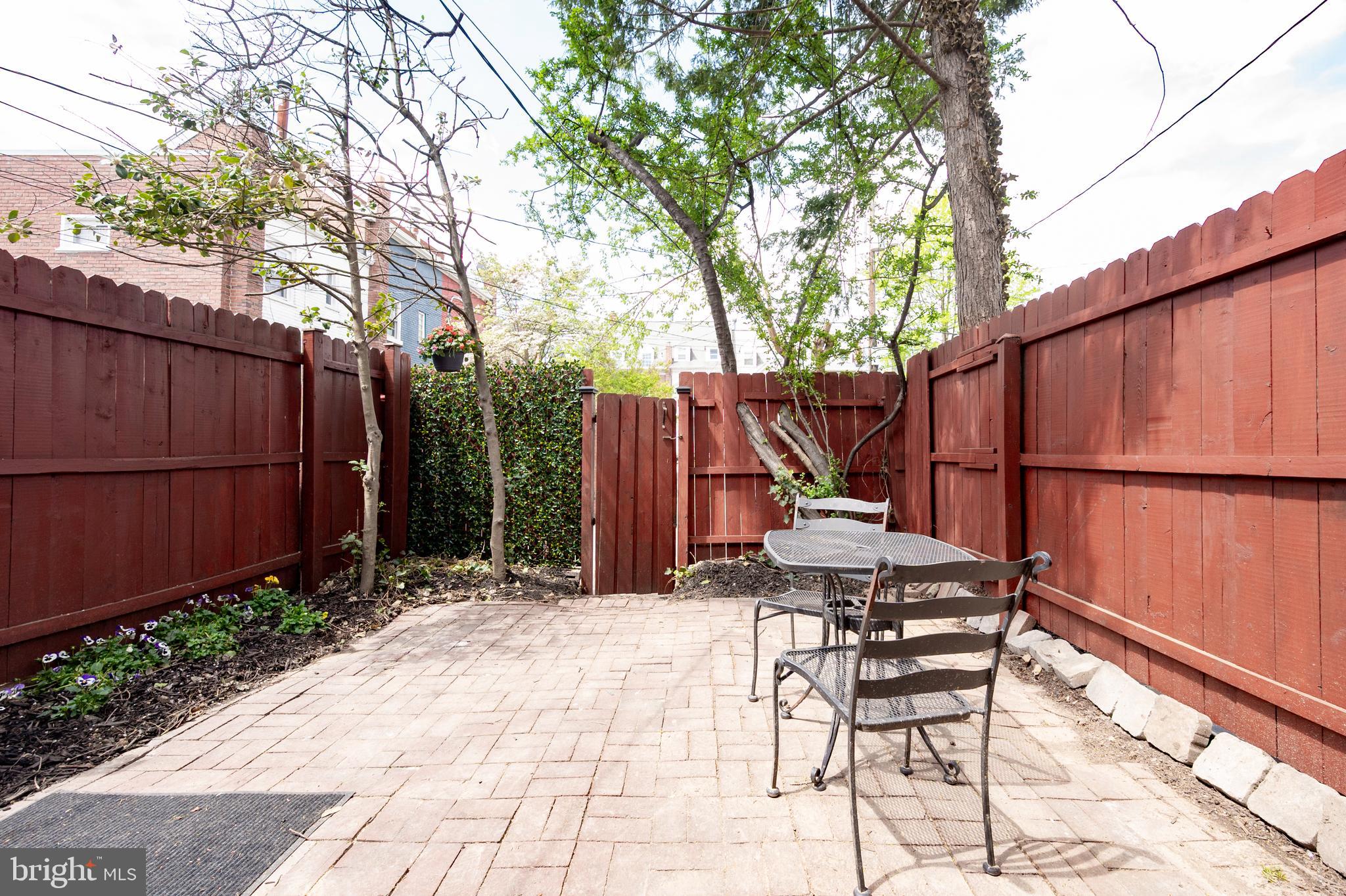 PATRICK HENRY - Residential