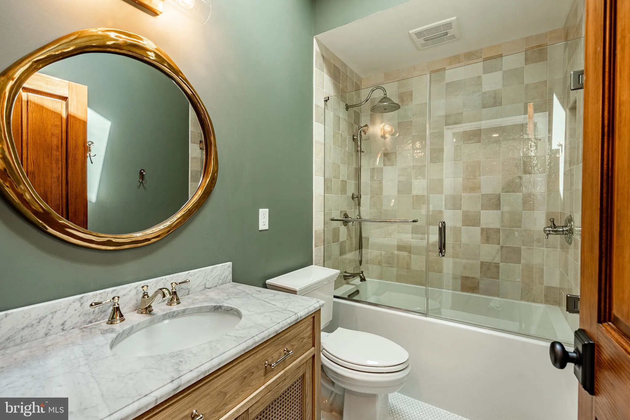 West Chester, Pennsylvania 19380, United States, 5 Bedrooms Bedrooms, ,4 BathroomsBathrooms,Residential,Contingent,187858