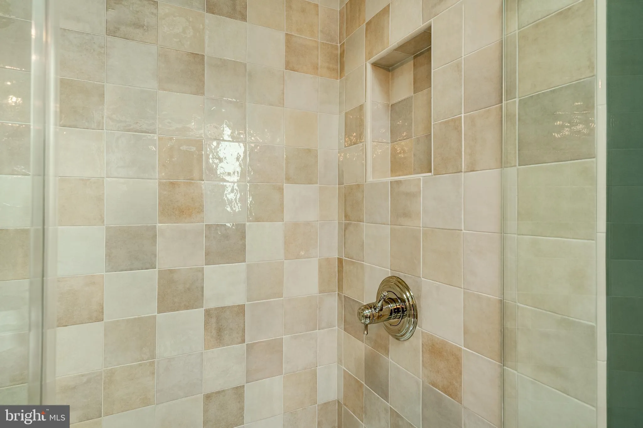 West Chester, Pennsylvania 19380, United States, 5 Bedrooms Bedrooms, ,4 BathroomsBathrooms,Residential,Contingent,187858