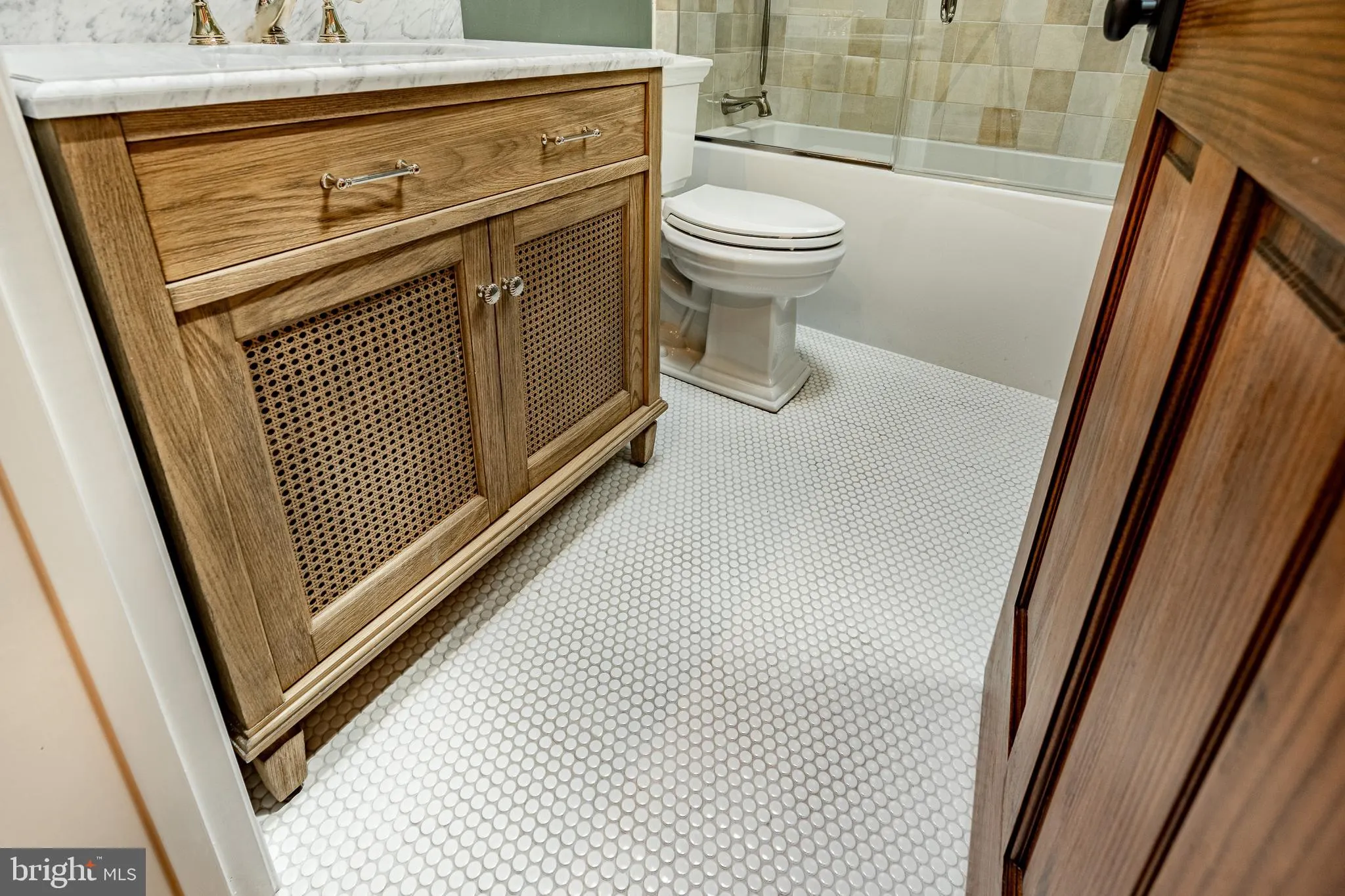 West Chester, Pennsylvania 19380, United States, 5 Bedrooms Bedrooms, ,4 BathroomsBathrooms,Residential,Contingent,187858