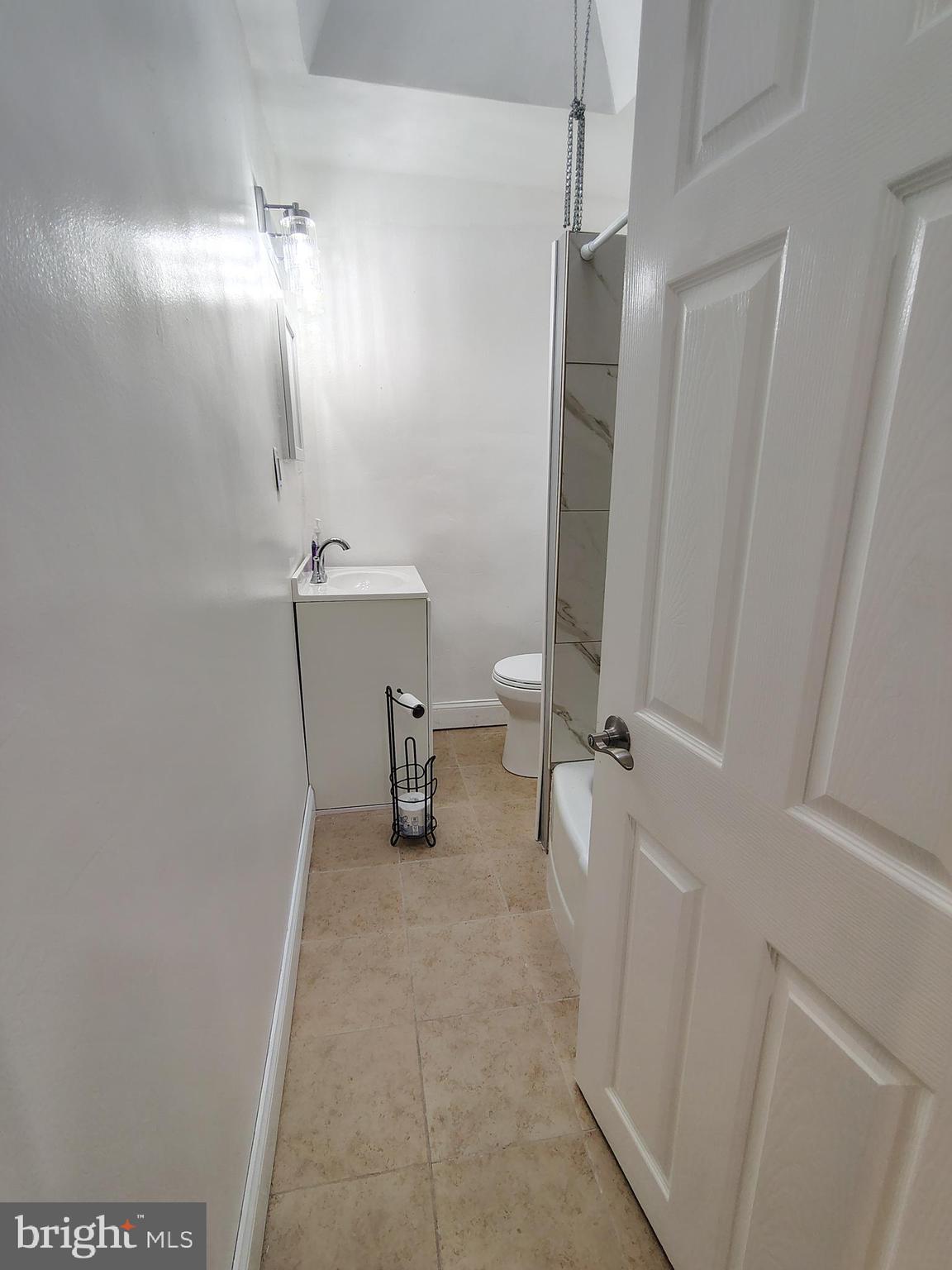 ELMWOOD PARK - Residential