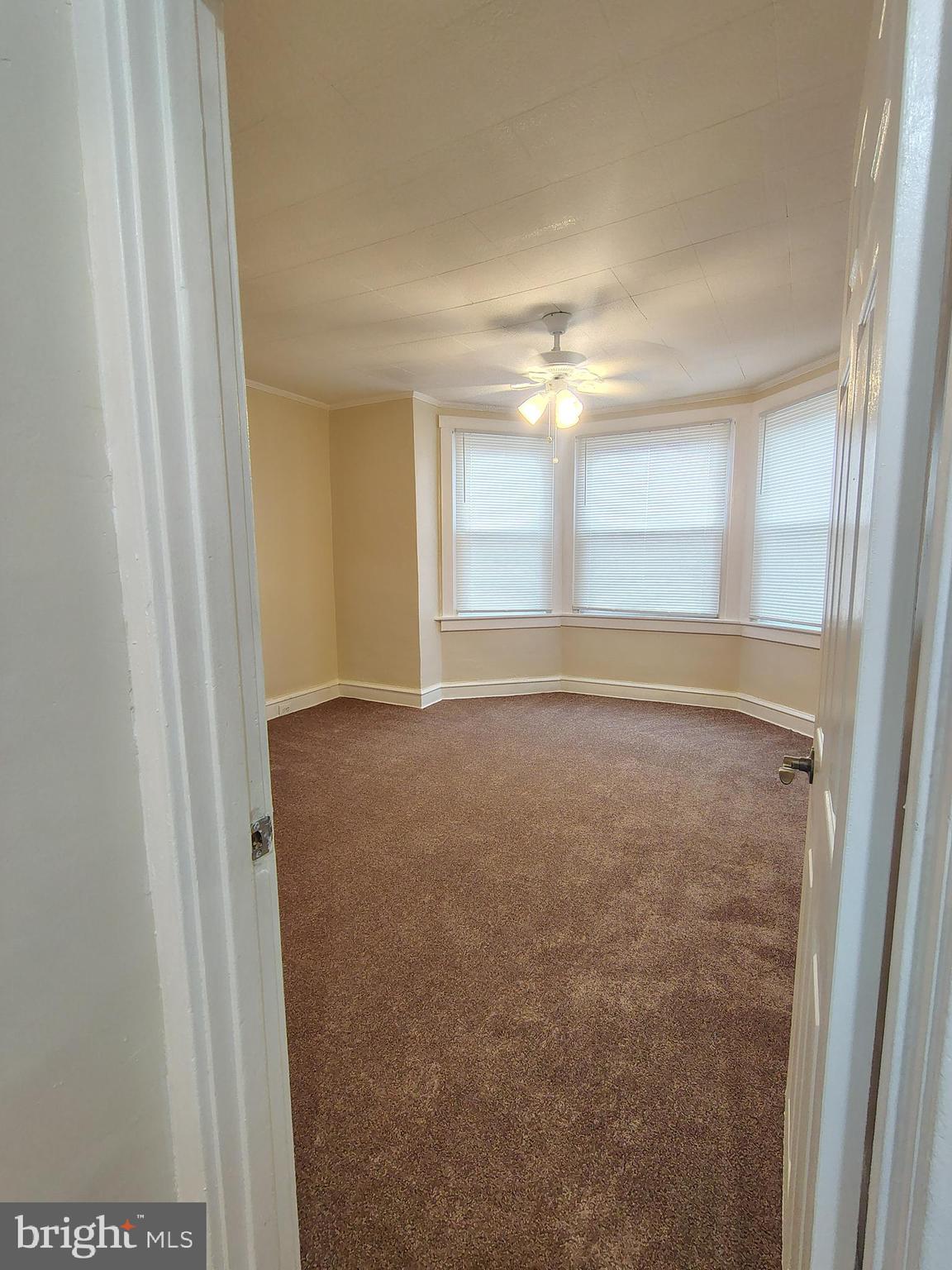 ELMWOOD PARK - Residential