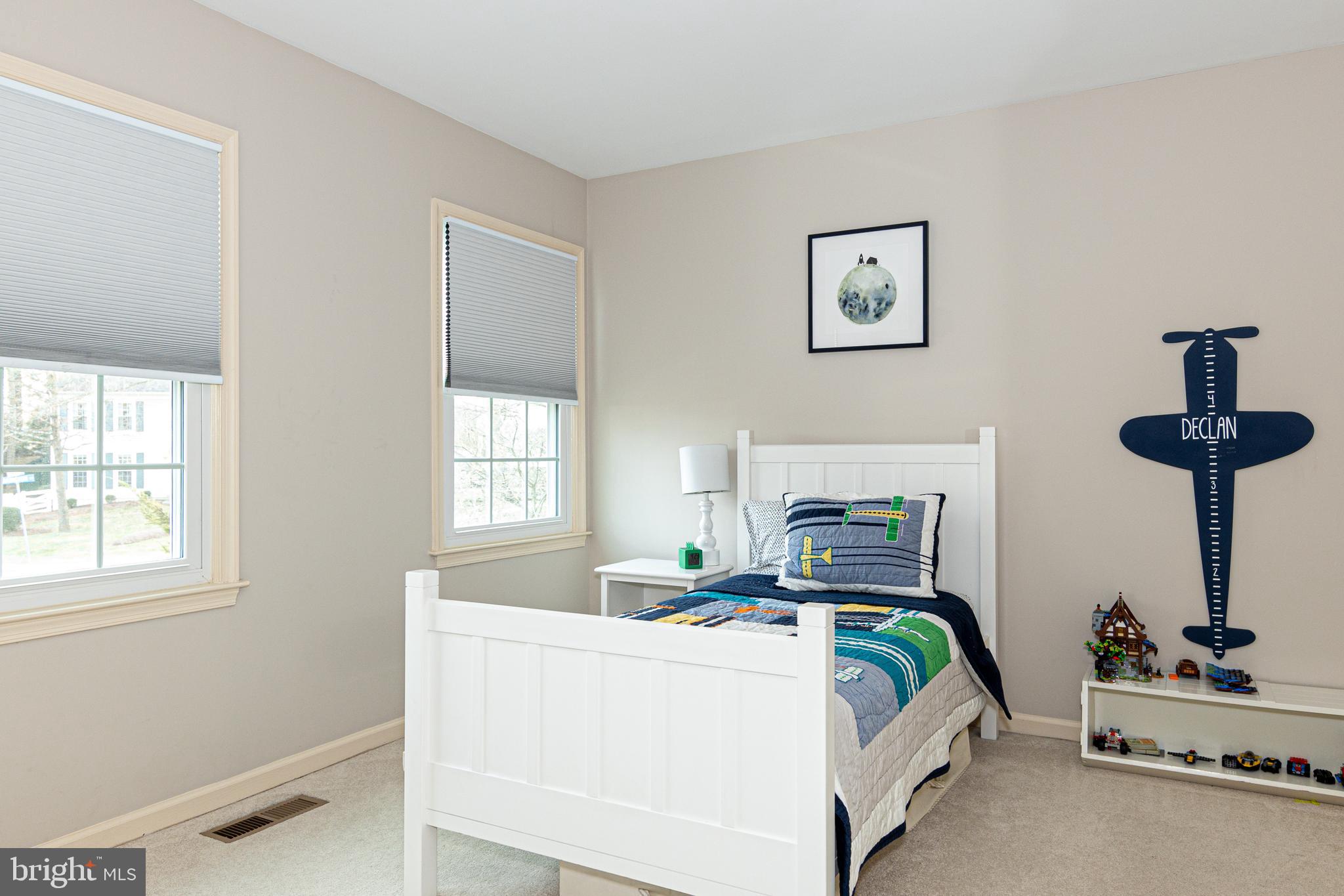 SOUTH RUN OAKS - Residential