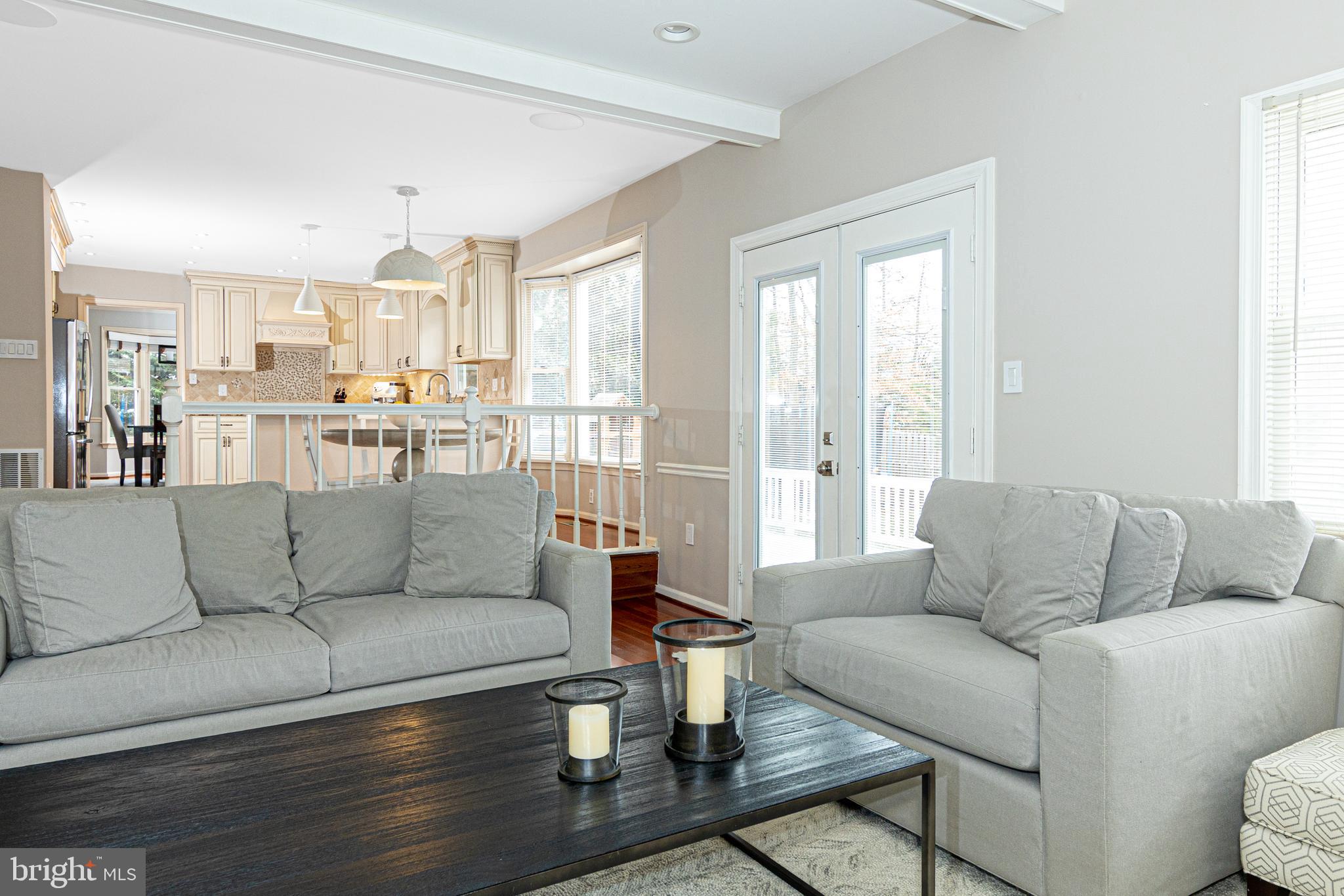 SOUTH RUN OAKS - Residential