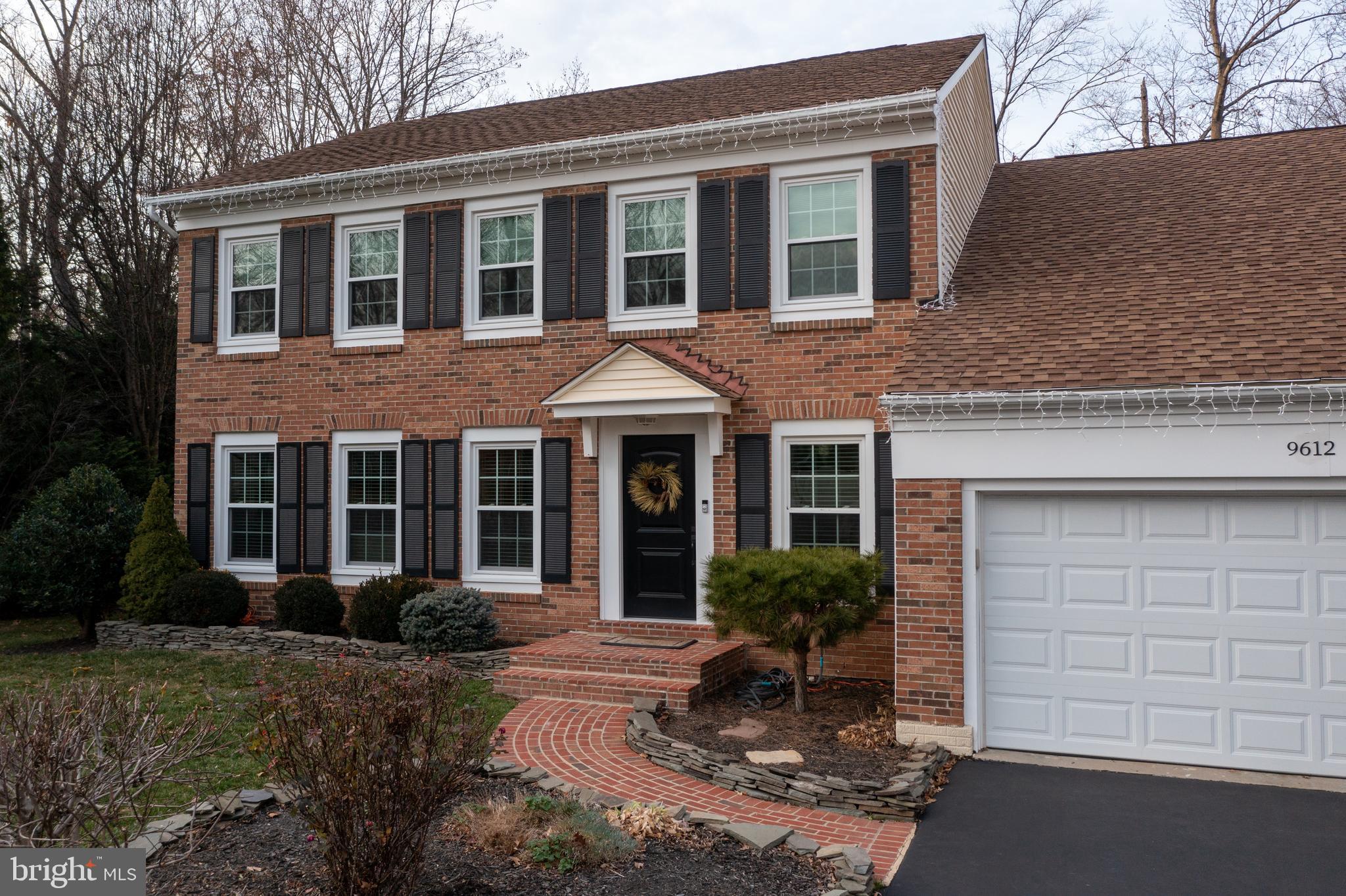 SOUTH RUN OAKS - Residential