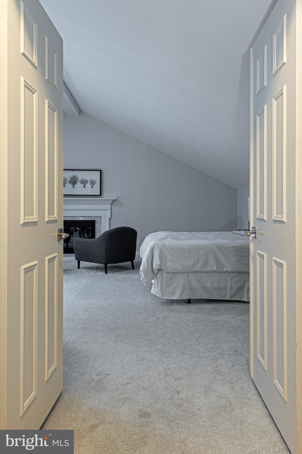 SOUTH RUN OAKS - Residential