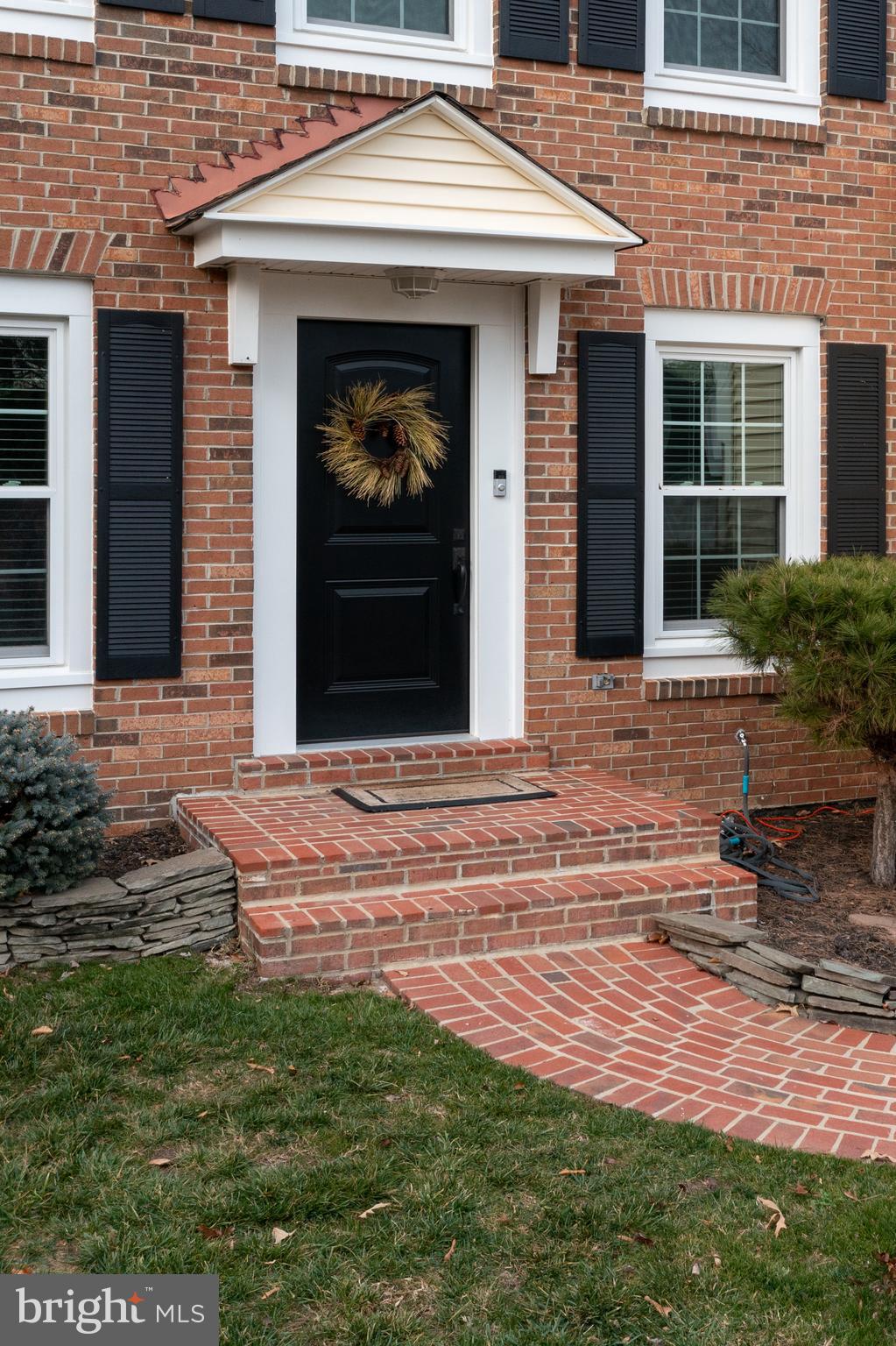 SOUTH RUN OAKS - Residential