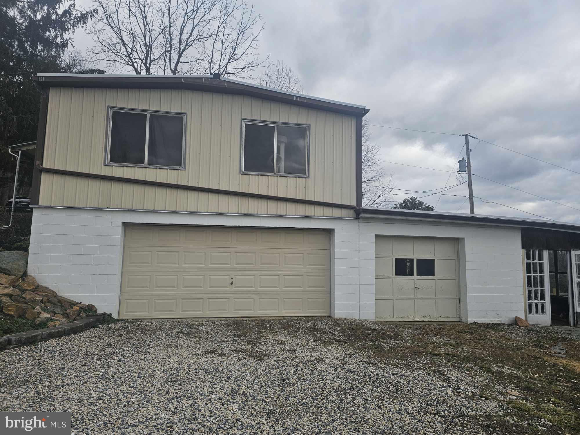 NORTH CODORUS TWP - Residential