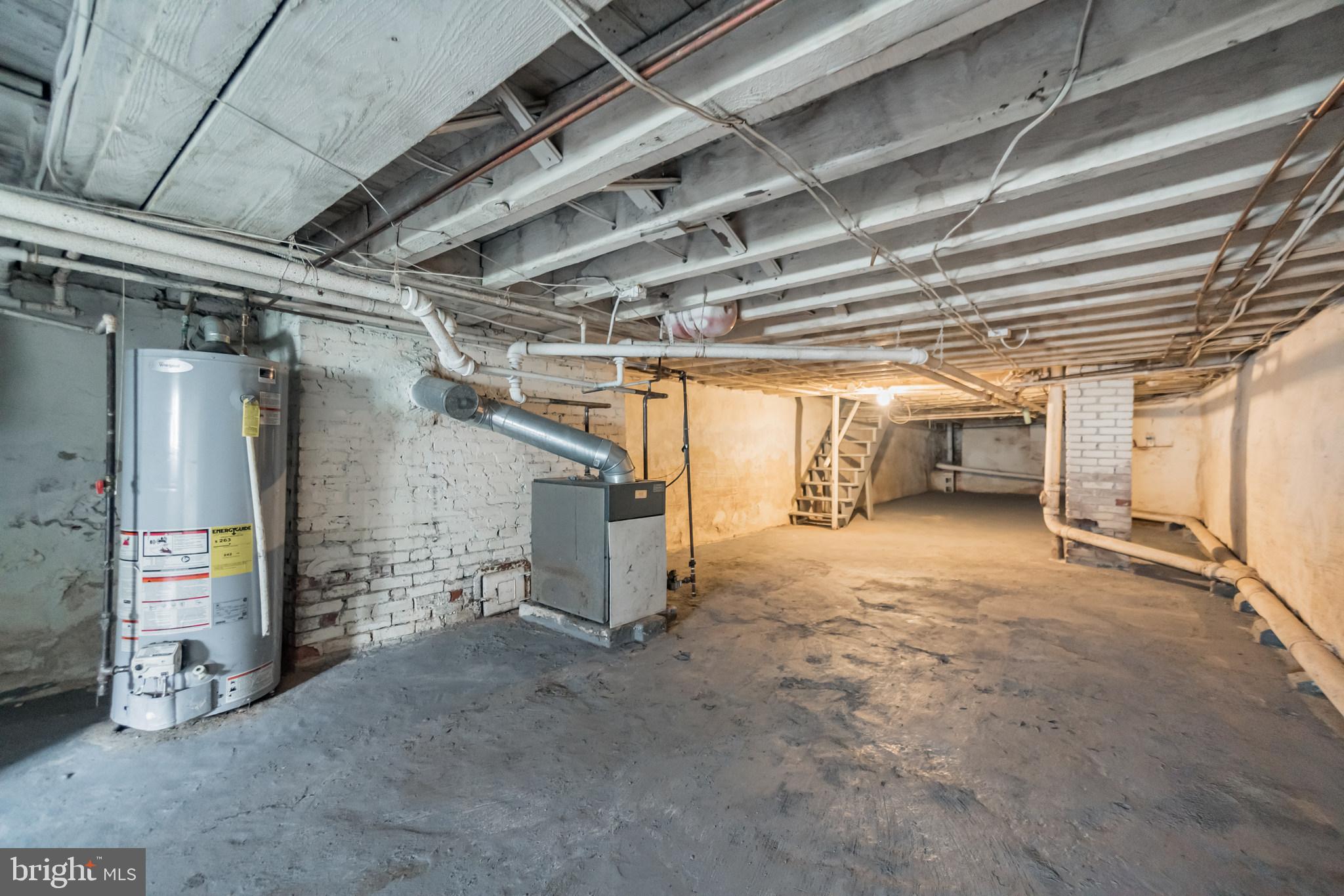 WALNUT HILL - Residential