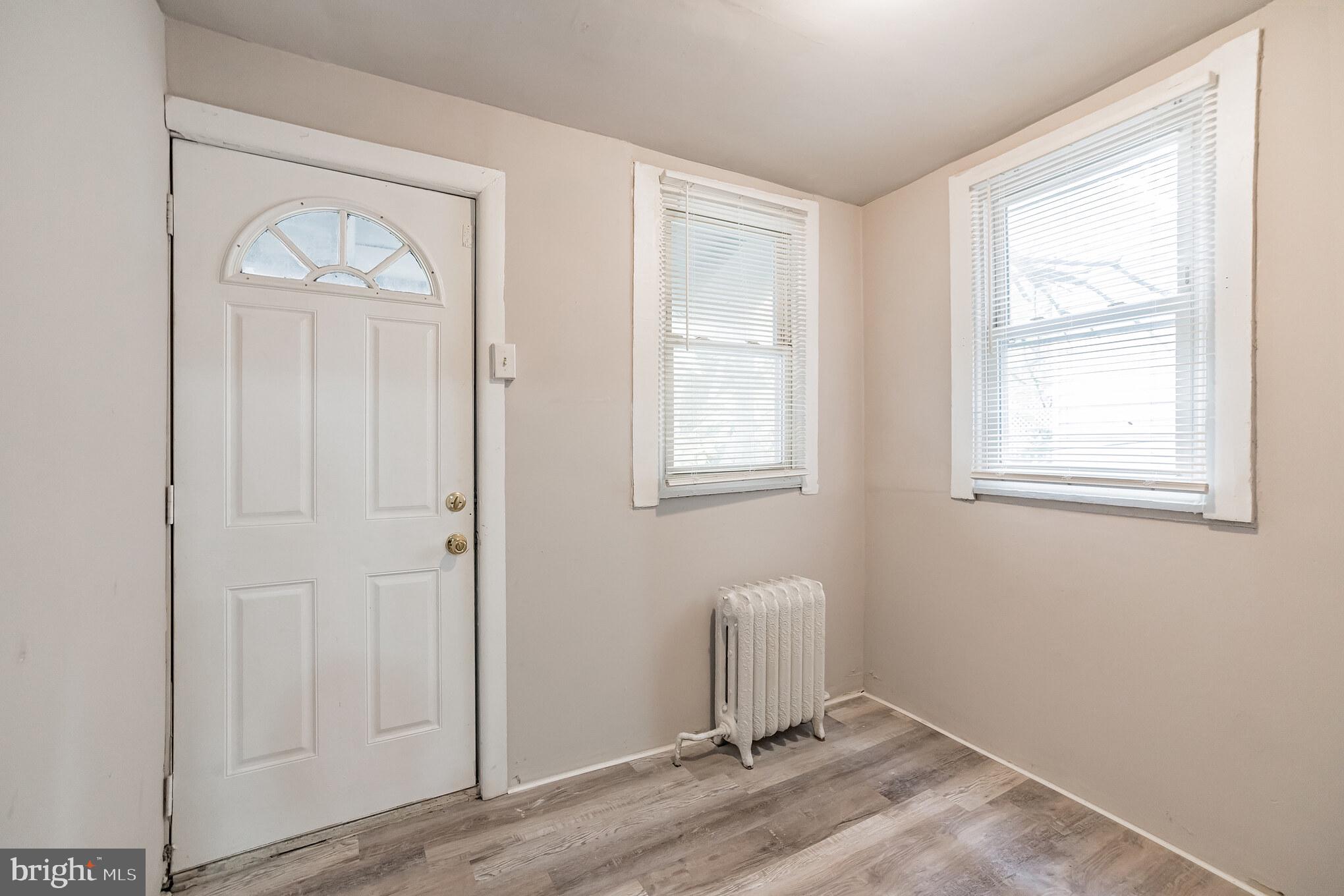 WALNUT HILL - Residential