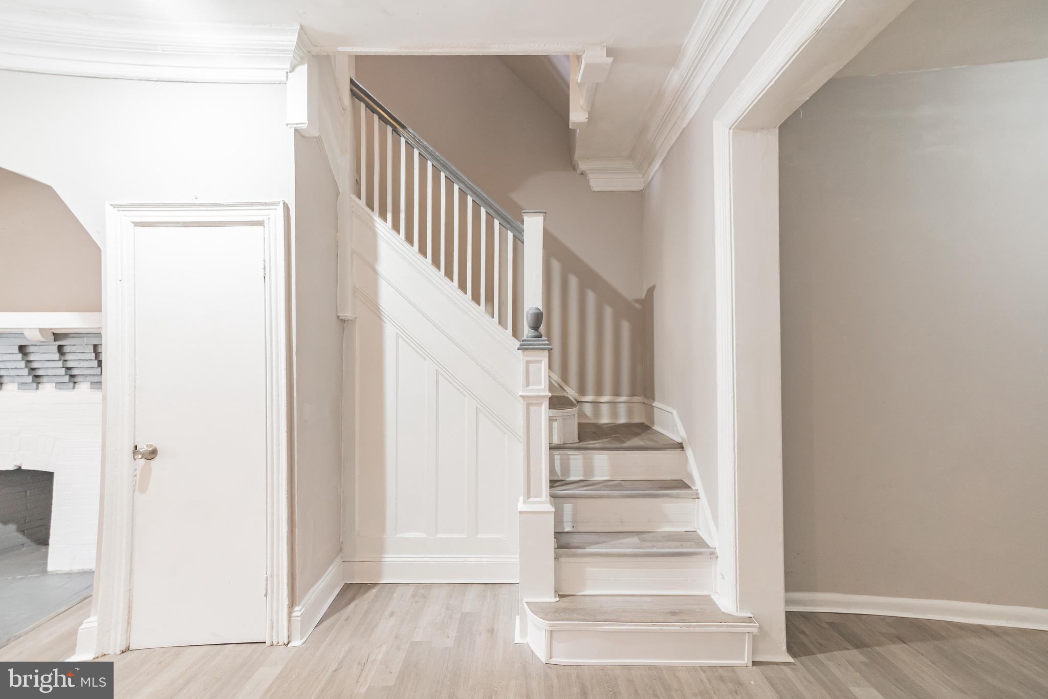 WALNUT HILL - Residential