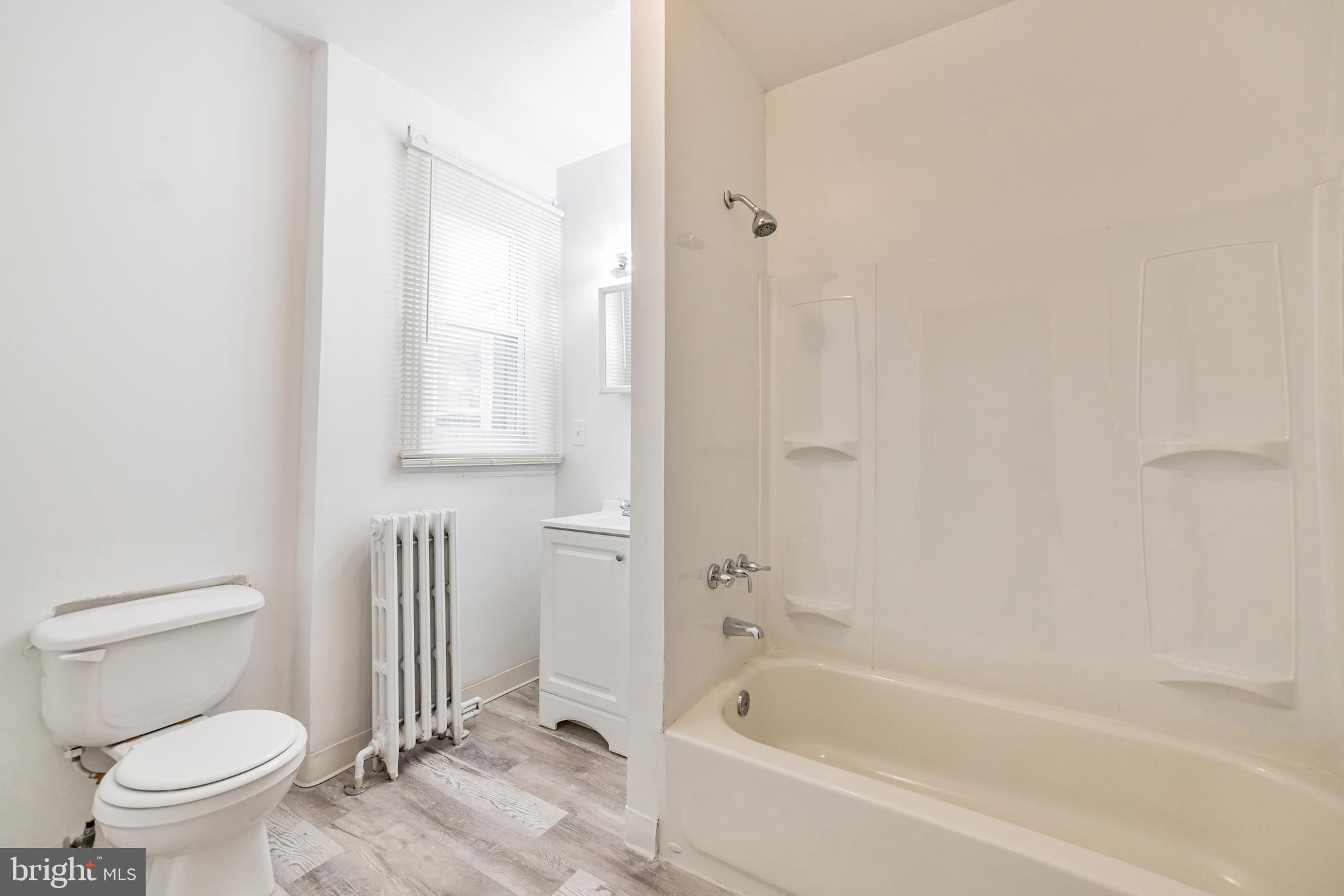 WALNUT HILL - Residential