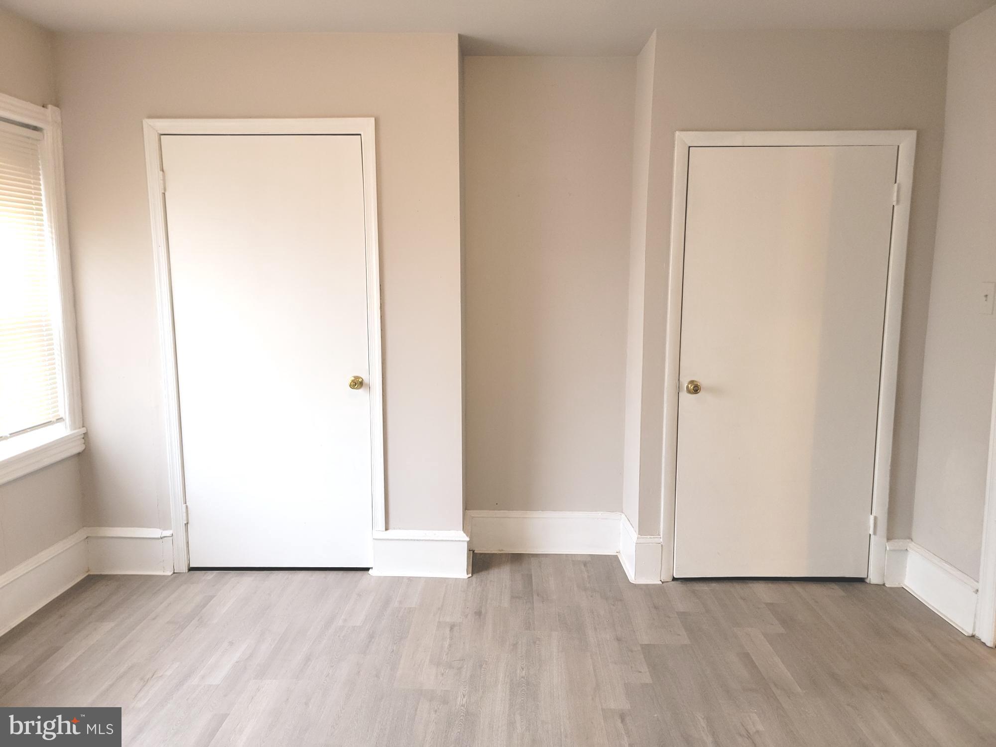 WALNUT HILL - Residential