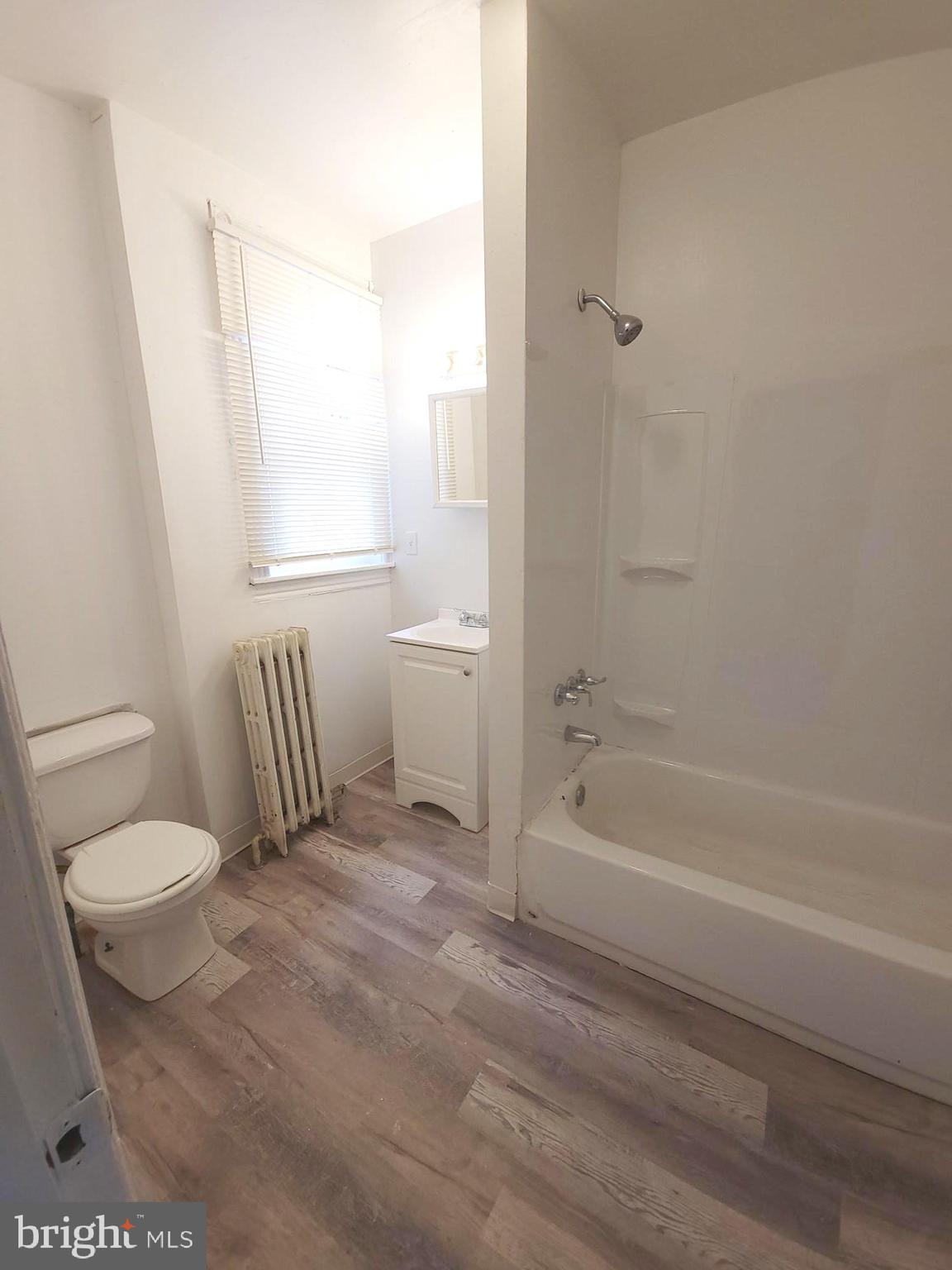 WALNUT HILL - Residential