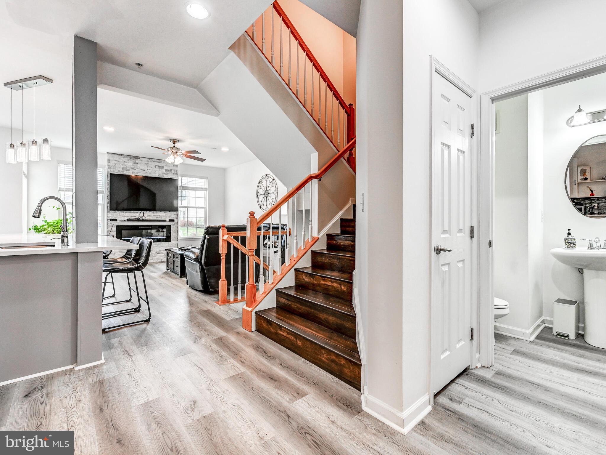 MONMOUTH MEADOWS - Residential