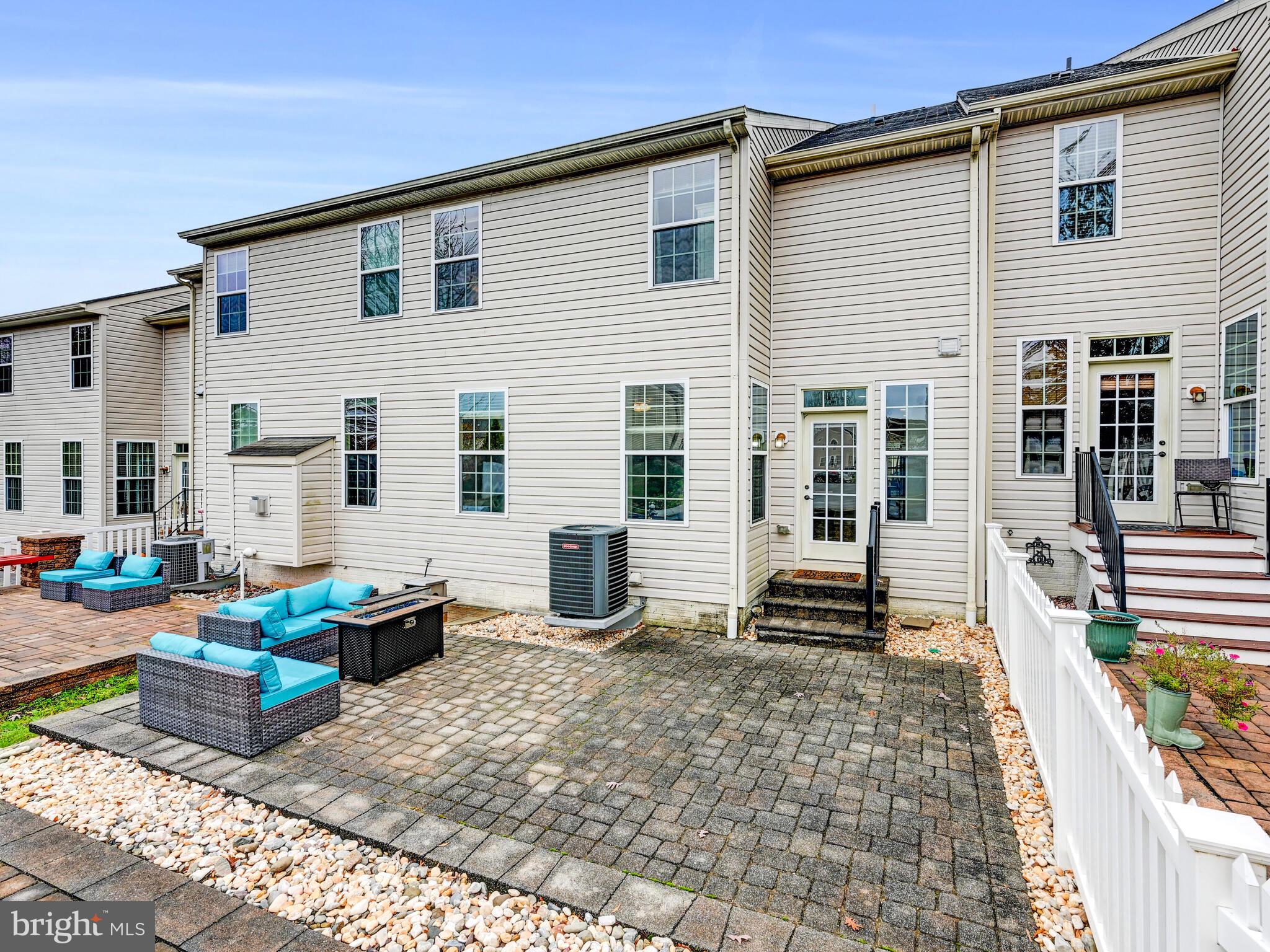 MONMOUTH MEADOWS - Residential