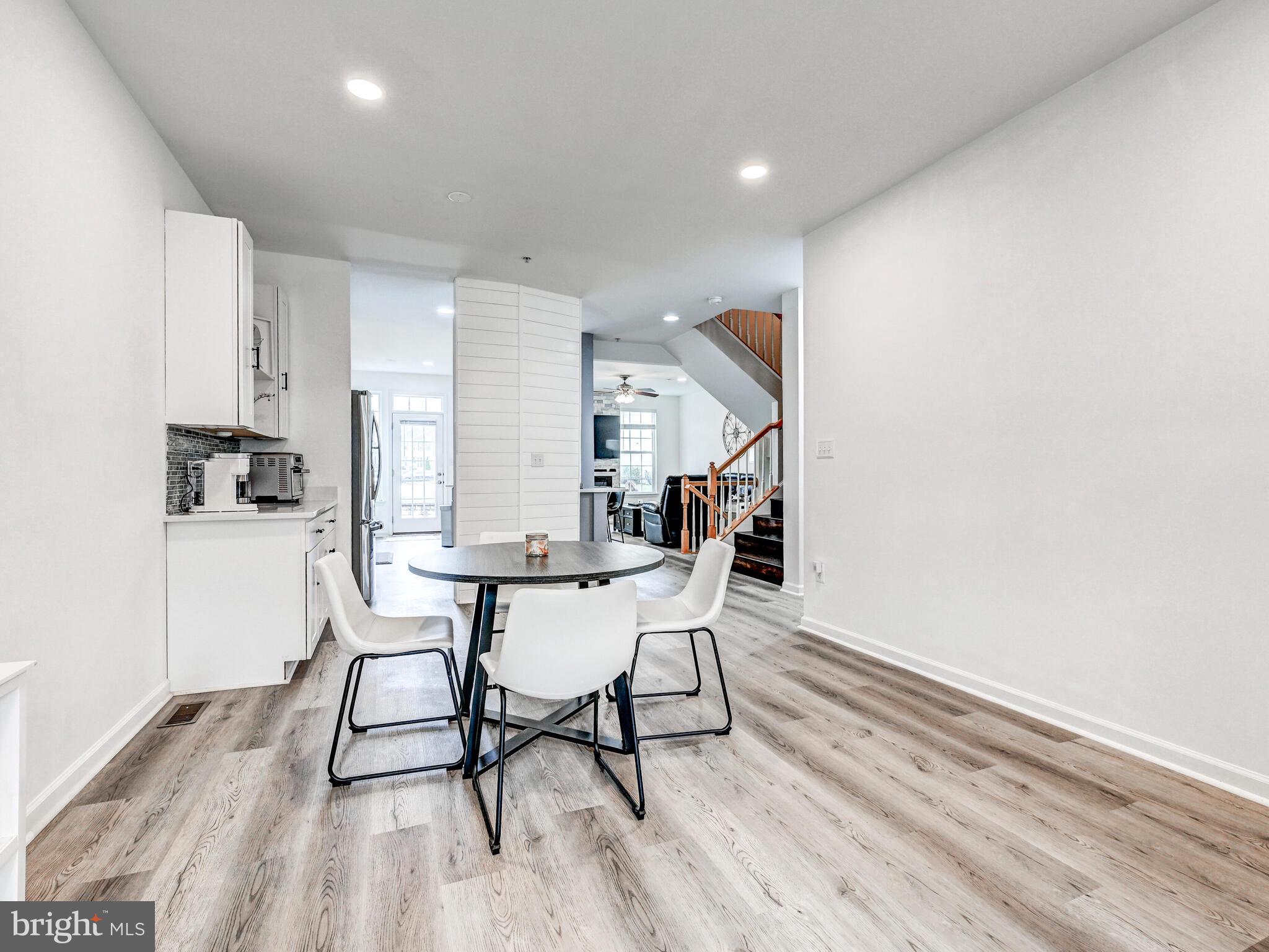 MONMOUTH MEADOWS - Residential