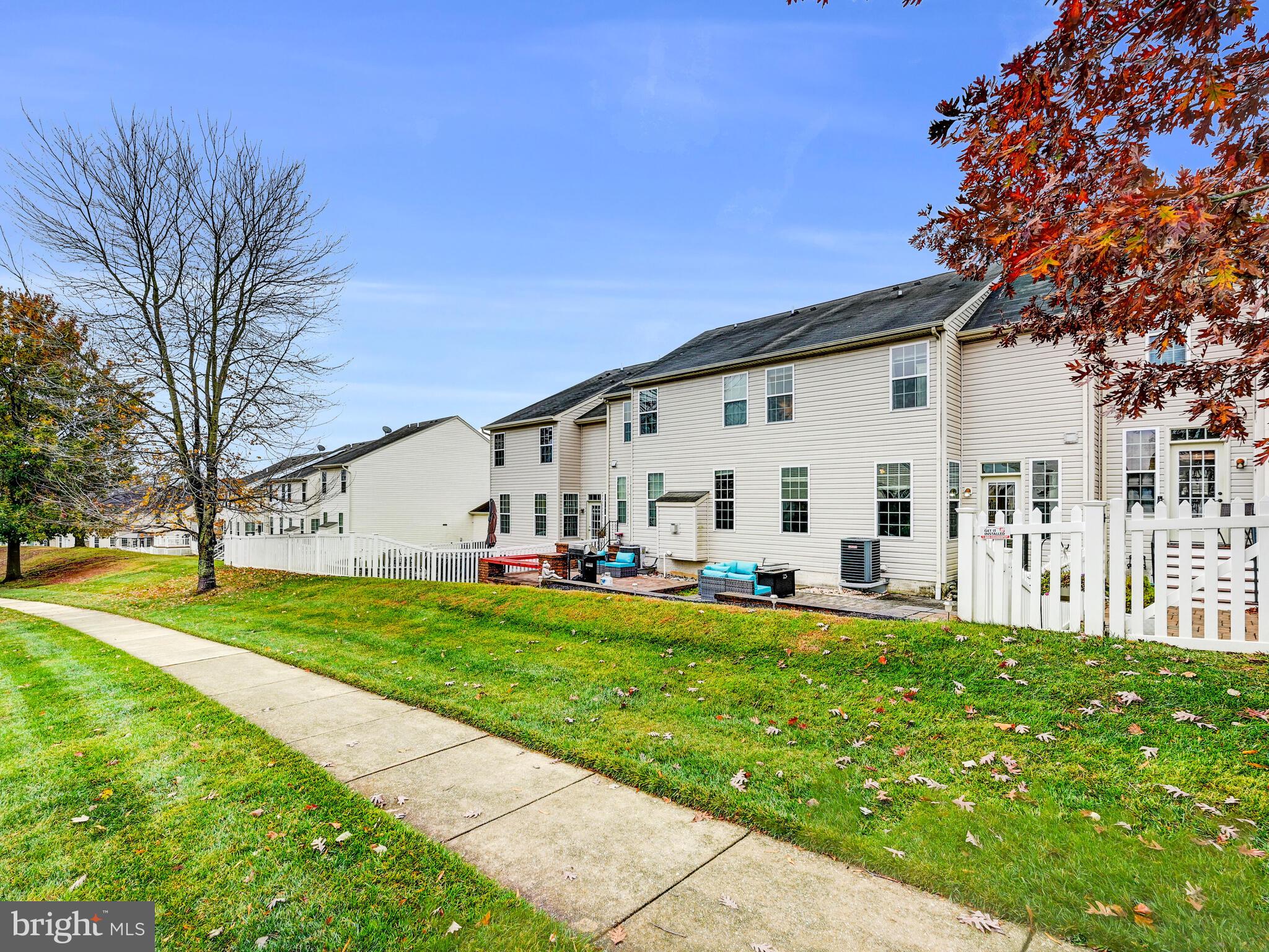 MONMOUTH MEADOWS - Residential