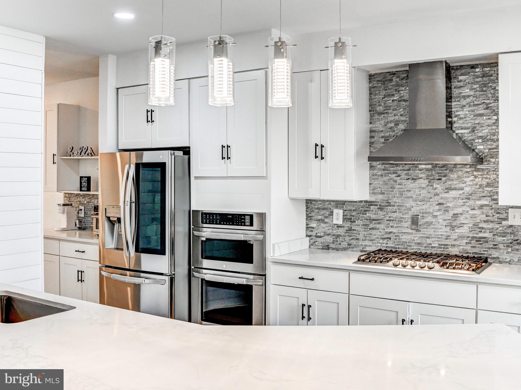 MONMOUTH MEADOWS - Residential