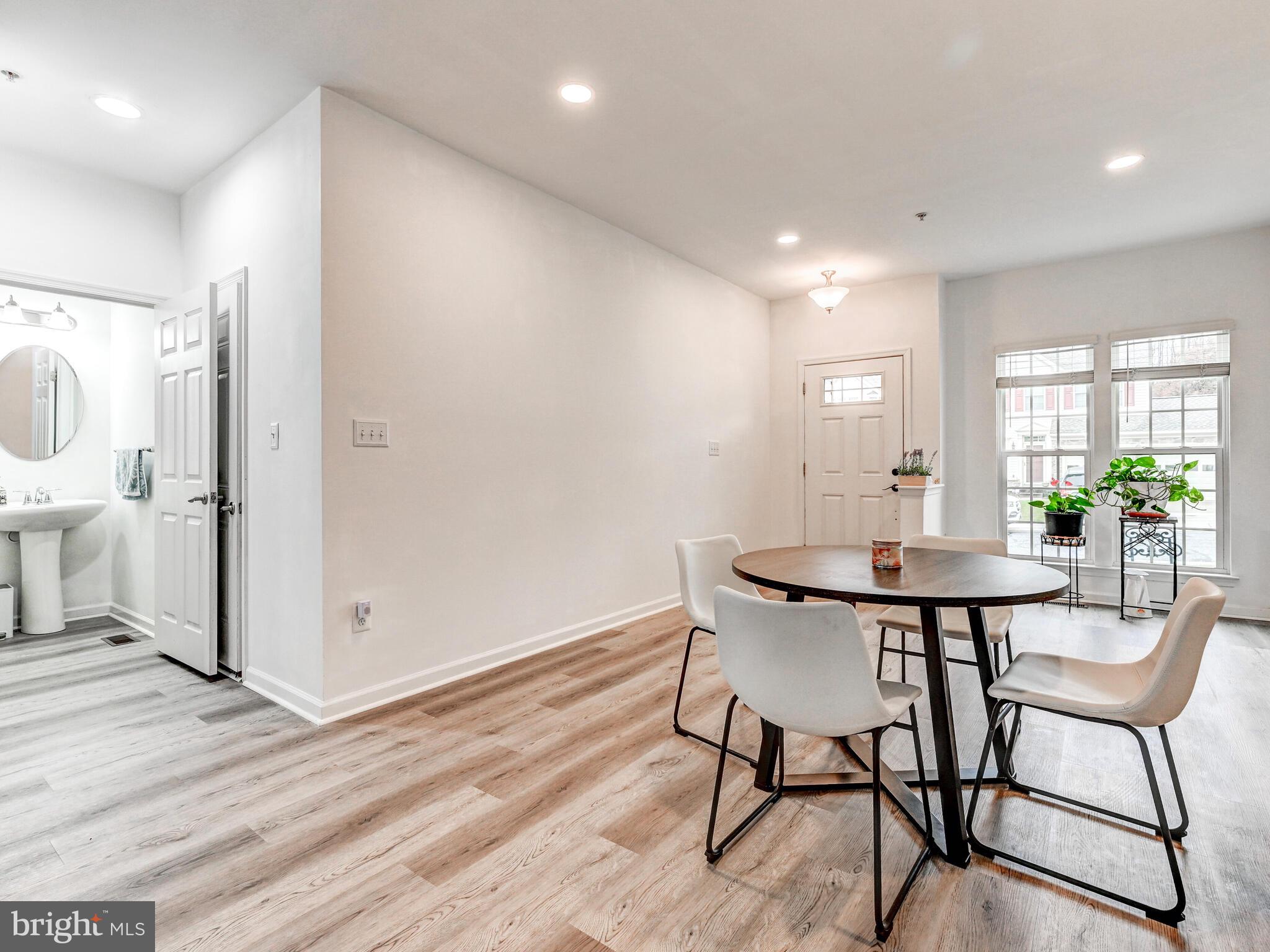 MONMOUTH MEADOWS - Residential