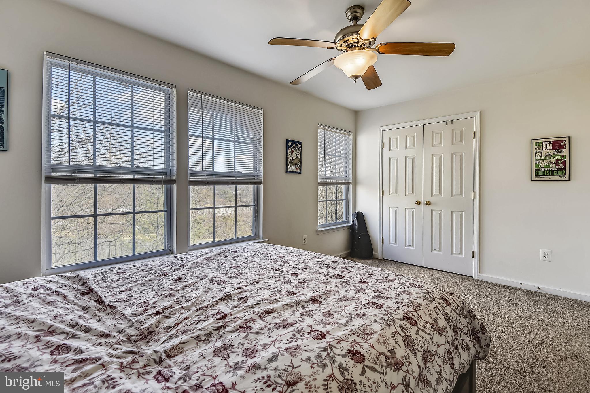 CROMWELL FOUNTAIN - Residential