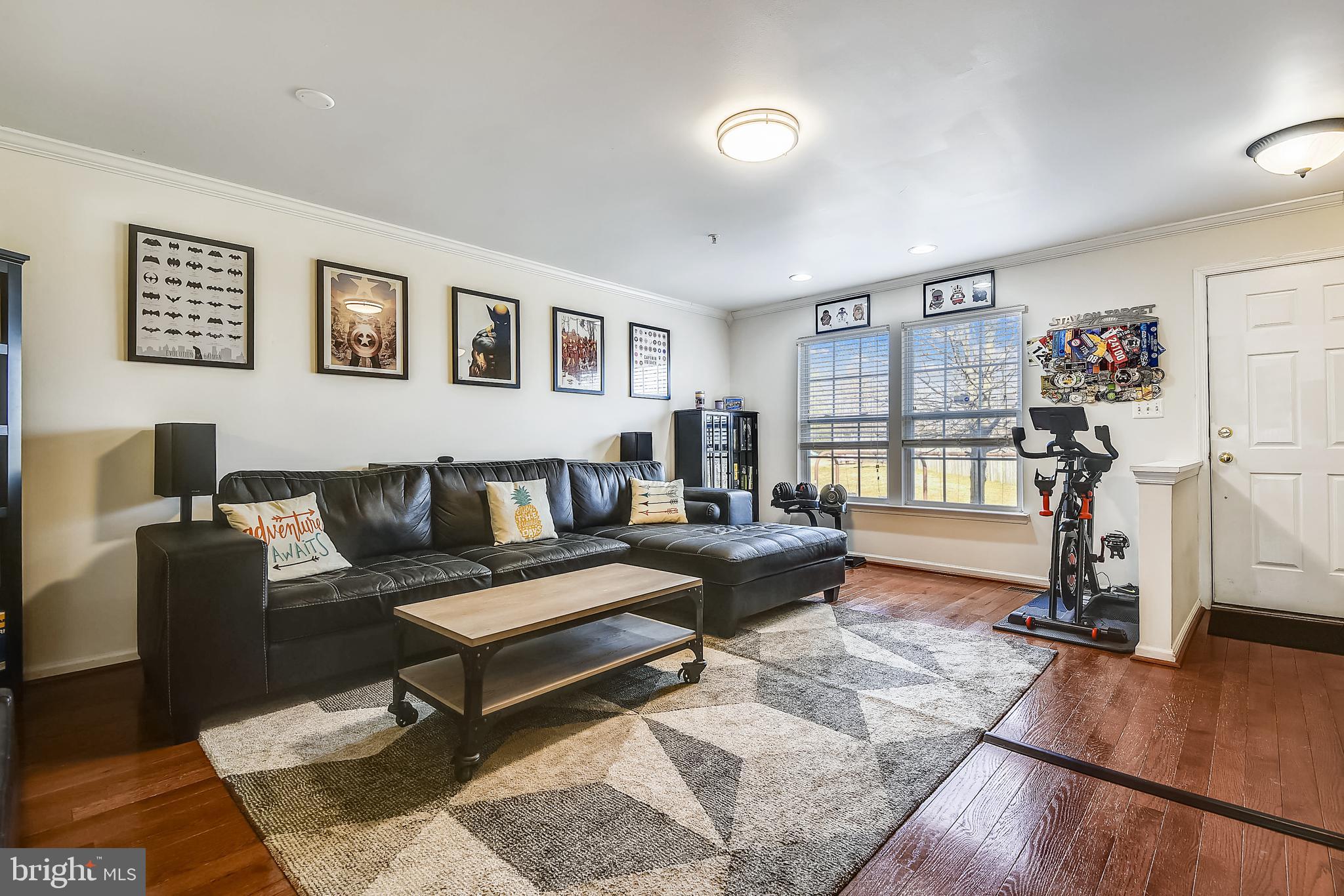 CROMWELL FOUNTAIN - Residential