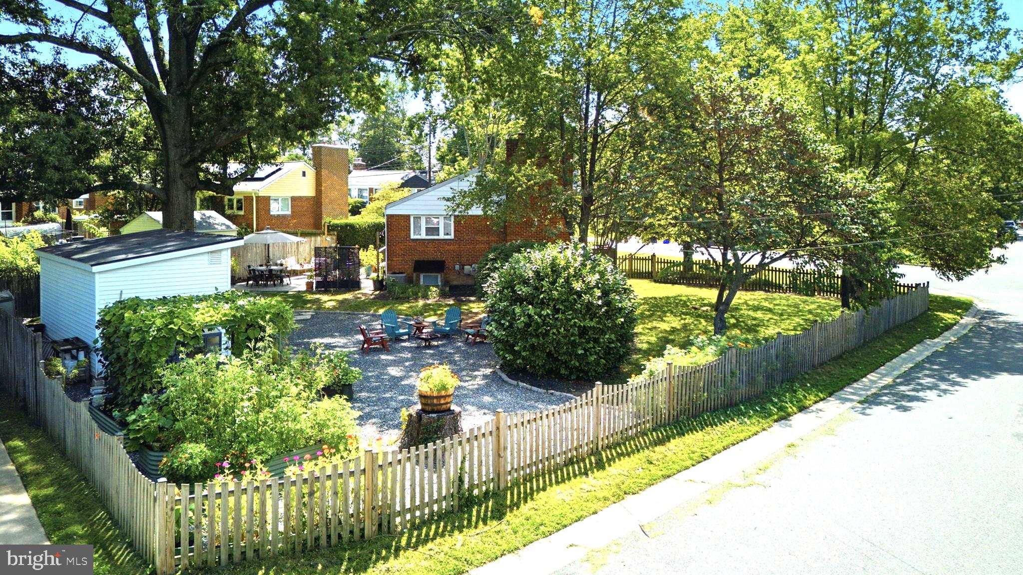 10401 HAYWOOD DRIVE