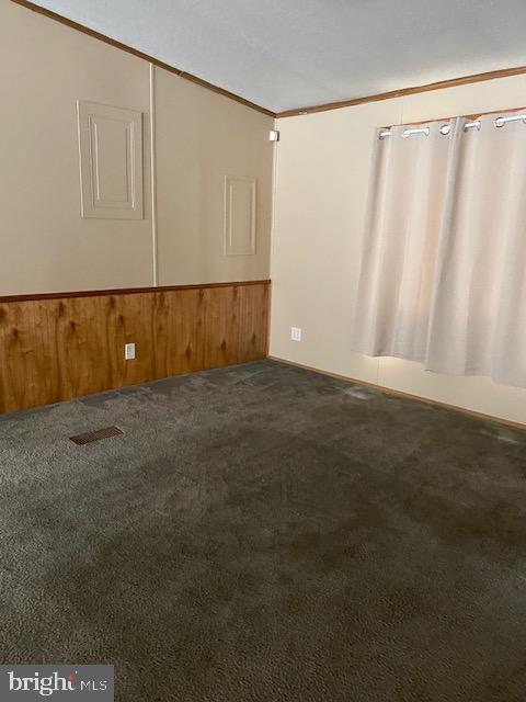 MOUNTAIN BUSH ESTATES - Residential