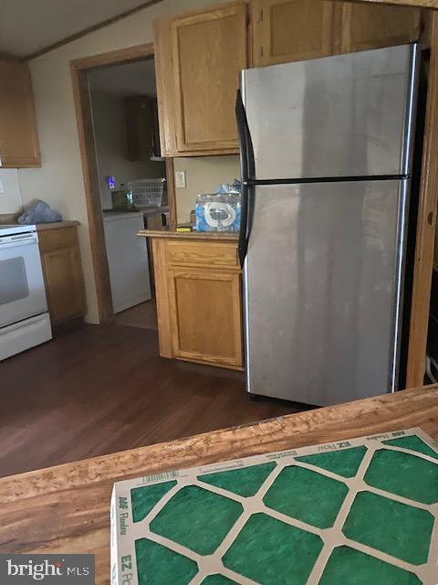 MOUNTAIN BUSH ESTATES - Residential