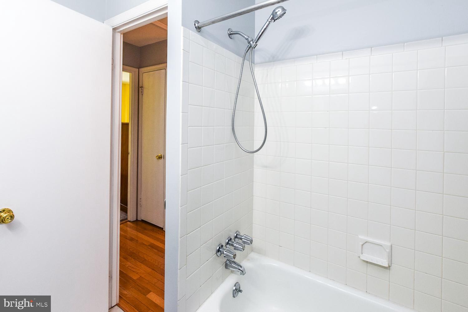 BELLE AMI - Residential