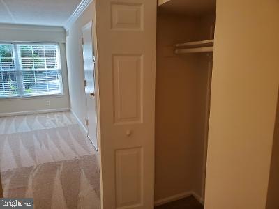 THE COLONIES - Residential Lease