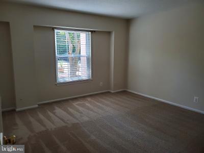 THE COLONIES - Residential Lease