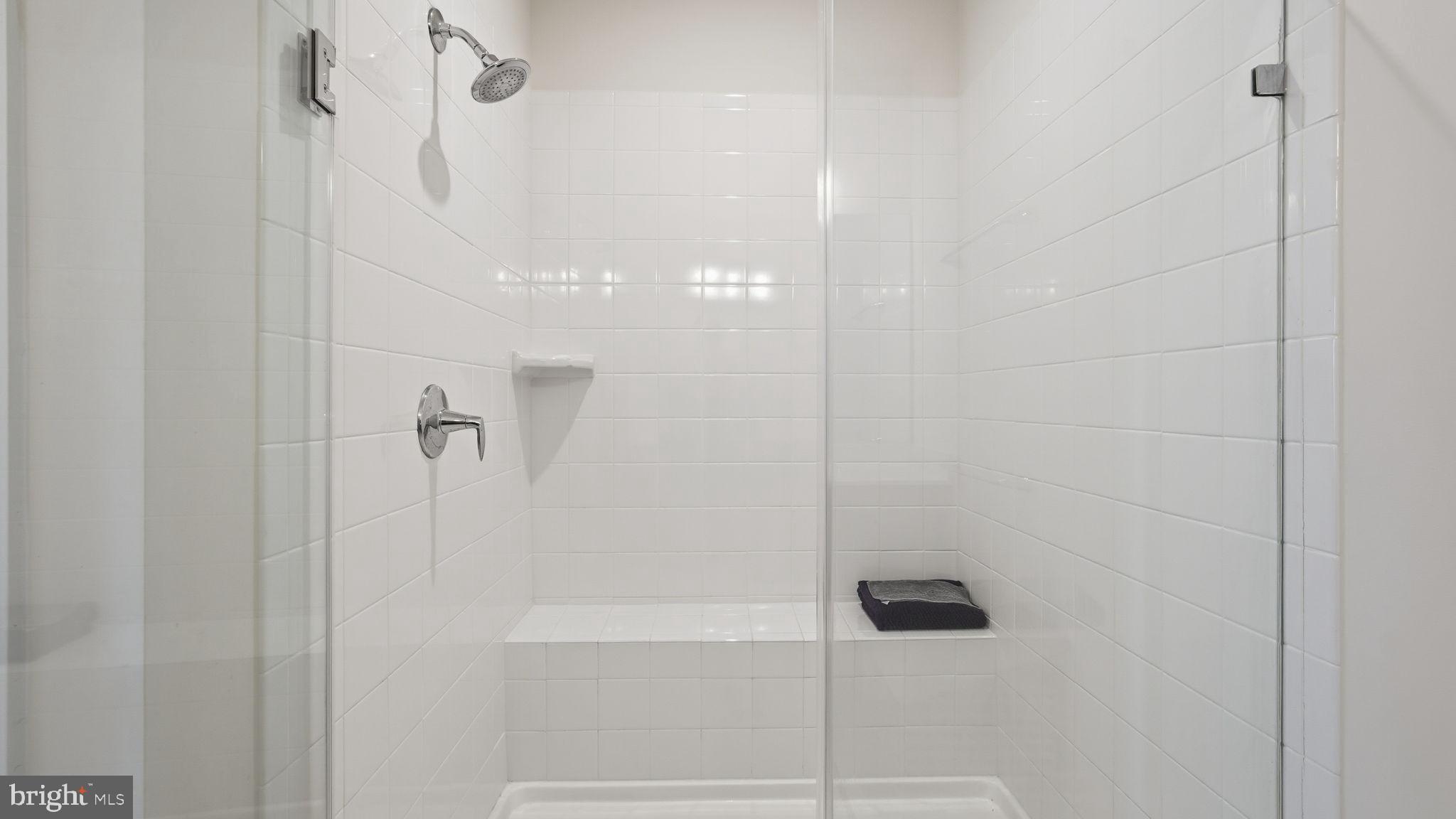 BRADLEY SQUARE - Residential