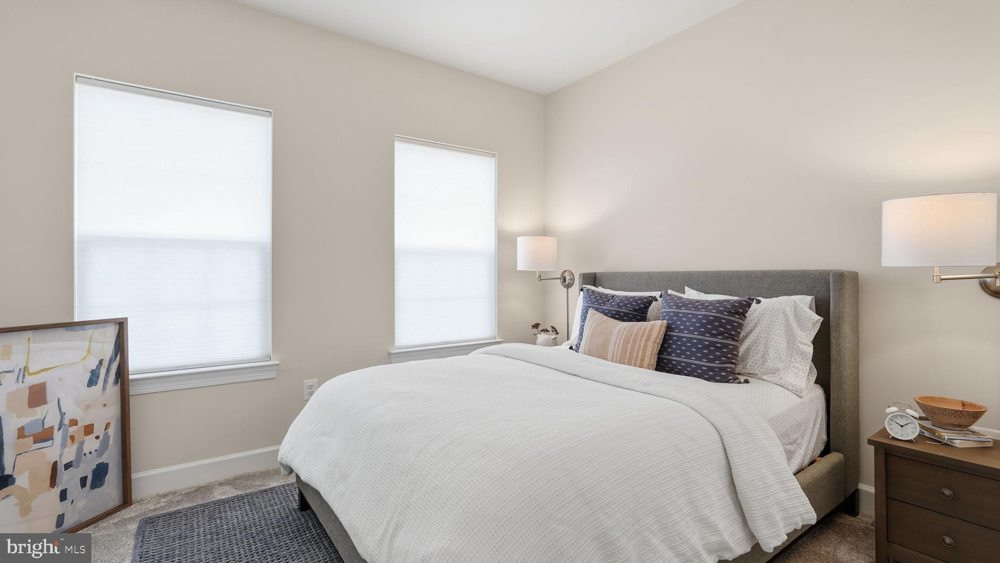 BRADLEY SQUARE - Residential