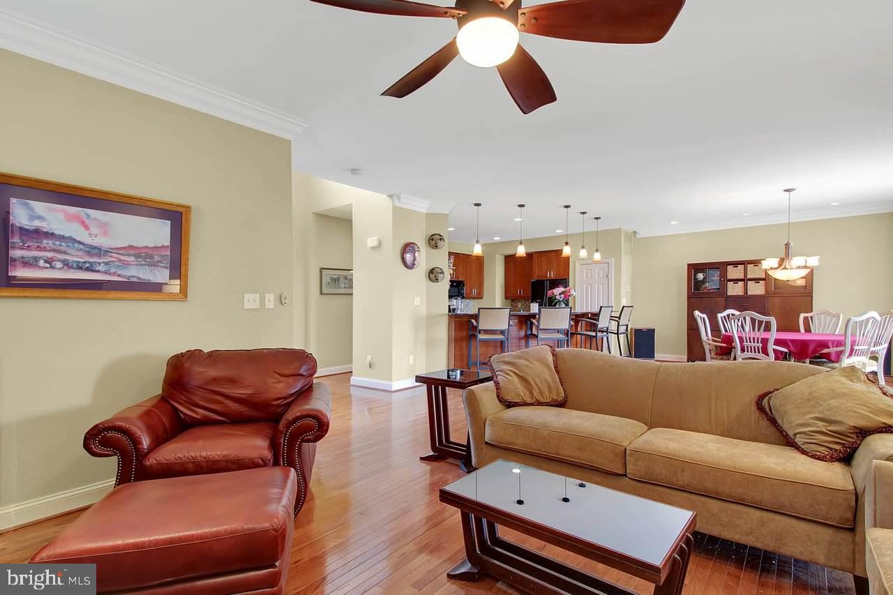 LOGANS RESERVE - Residential