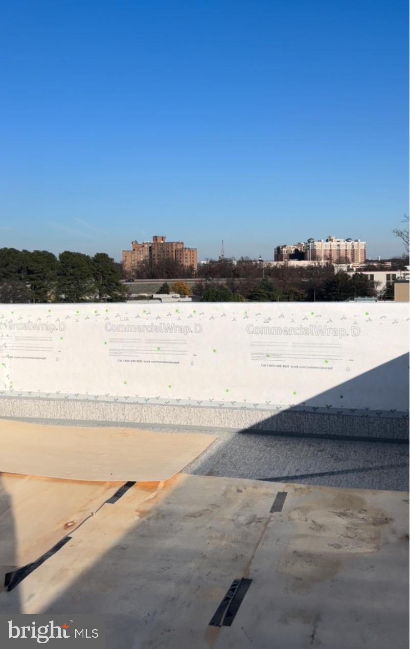 TOWNE ROW - Residential