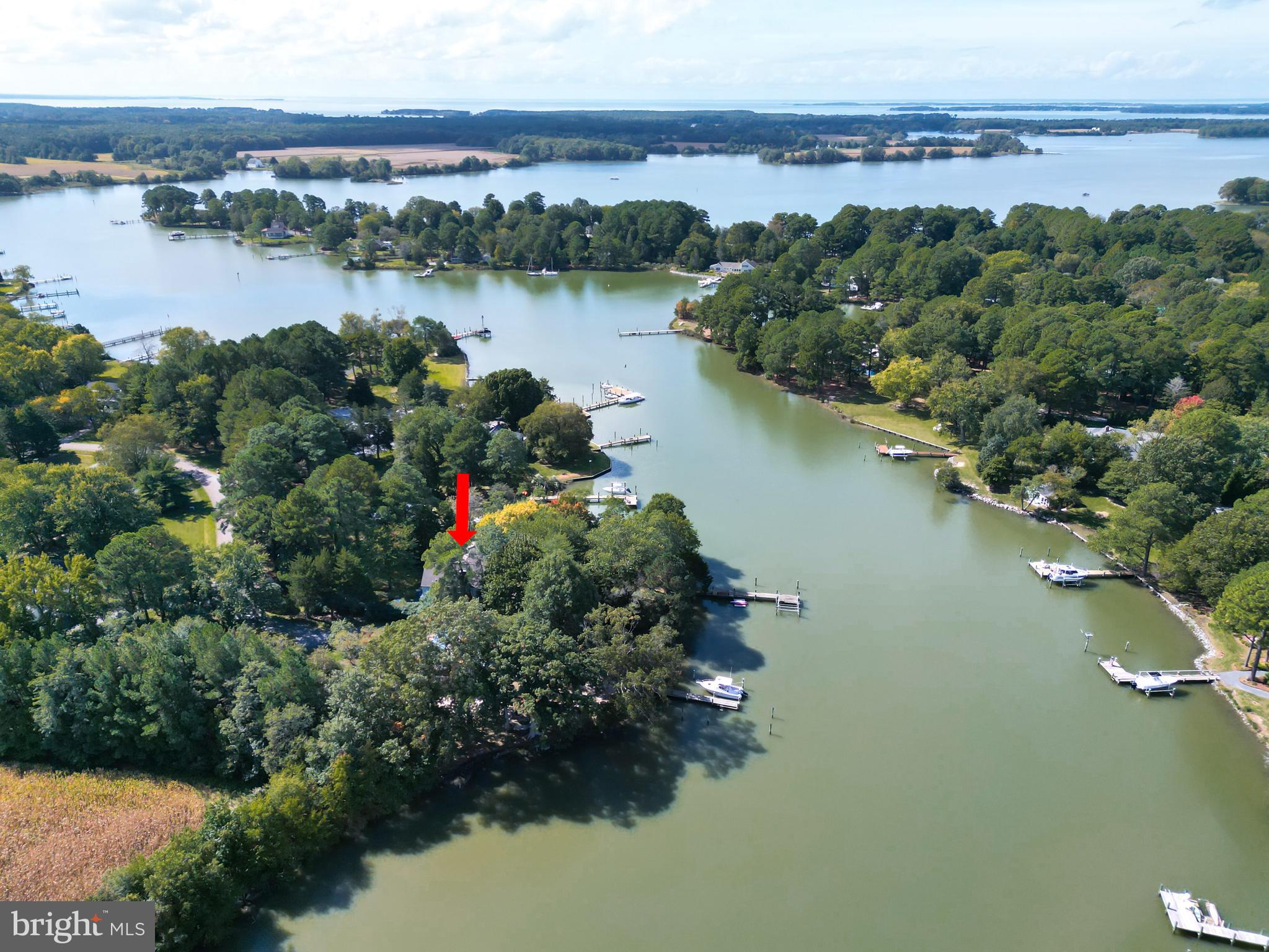 ROYAL ACRES - Residential