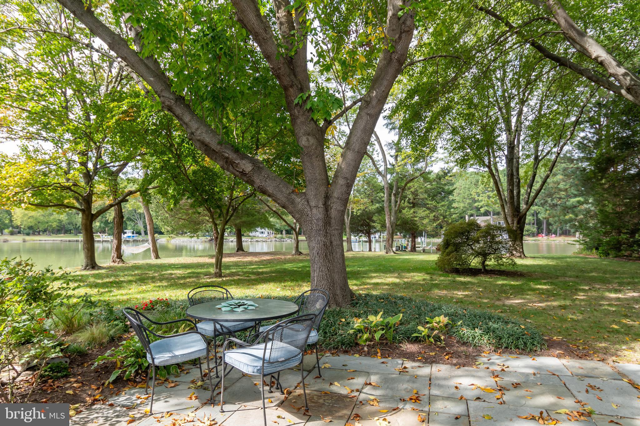 ROYAL ACRES - Residential