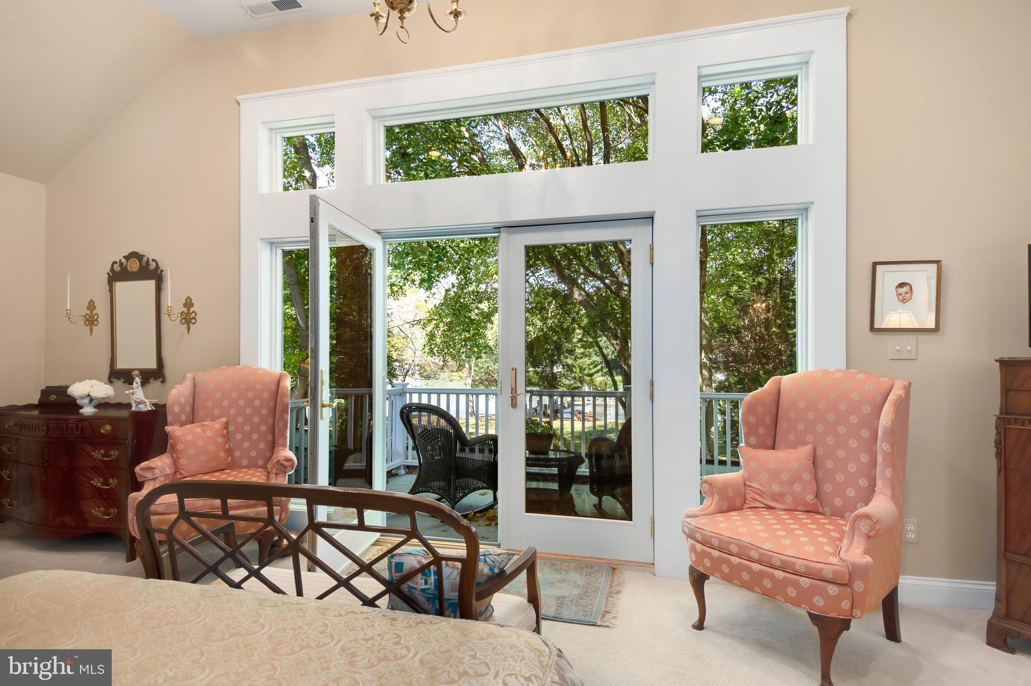 ROYAL ACRES - Residential