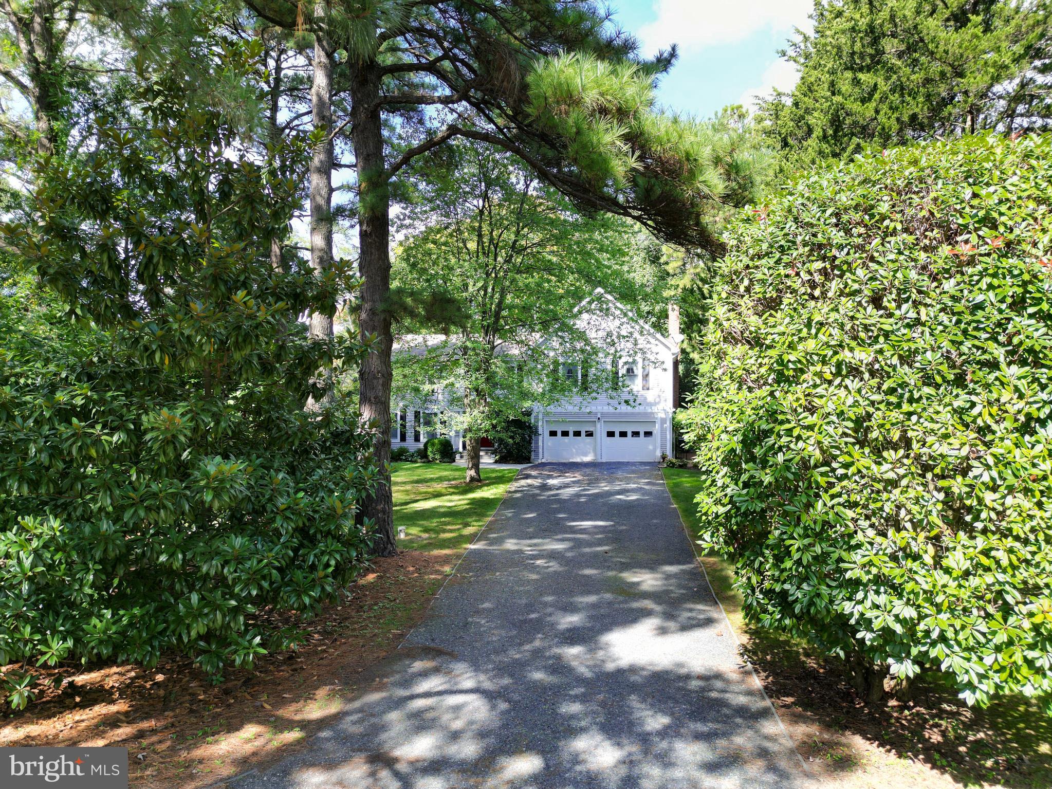 ROYAL ACRES - Residential