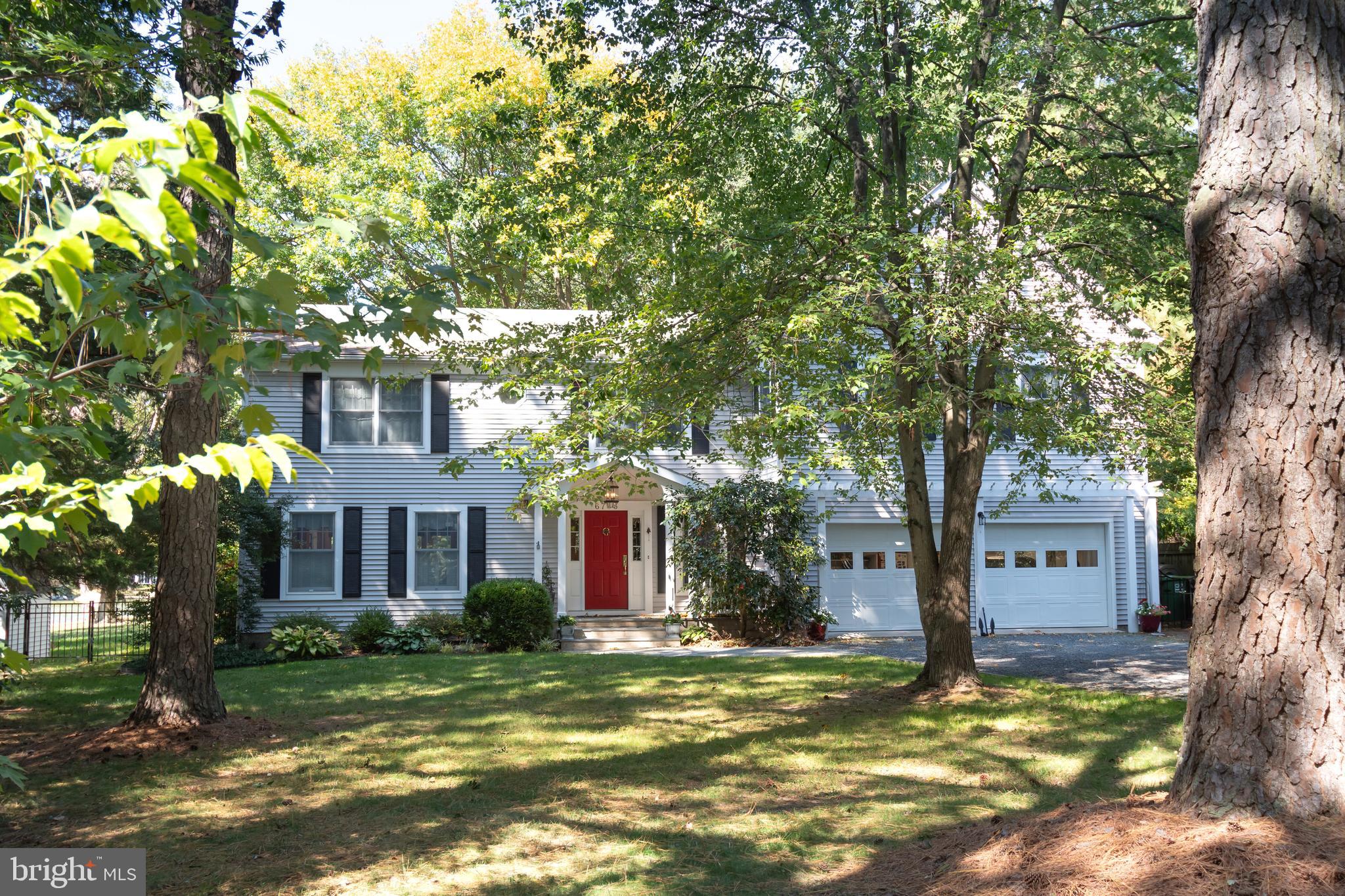 ROYAL ACRES - Residential