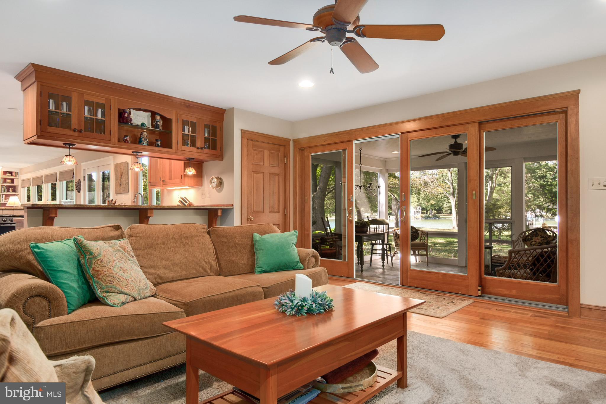 ROYAL ACRES - Residential