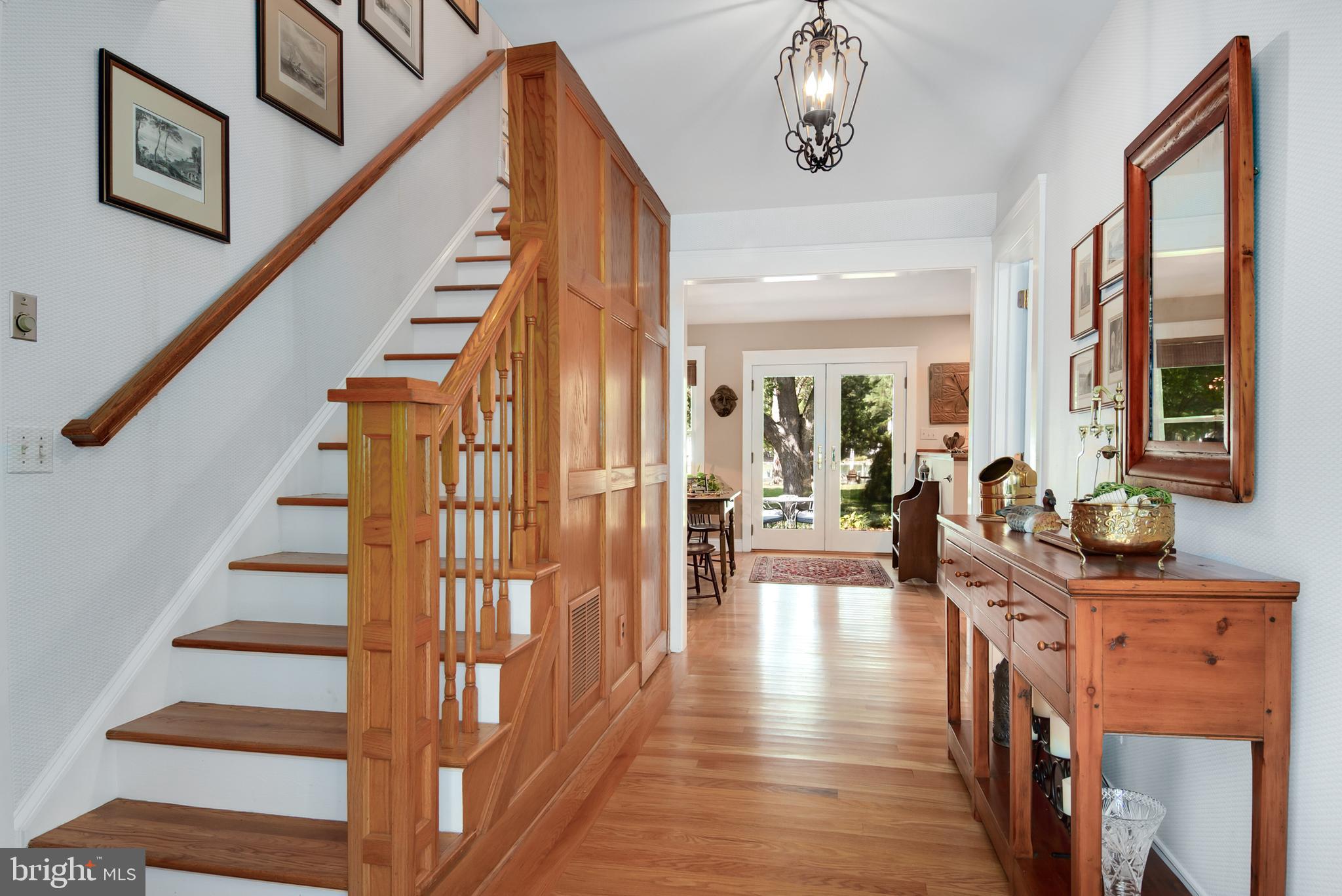 ROYAL ACRES - Residential