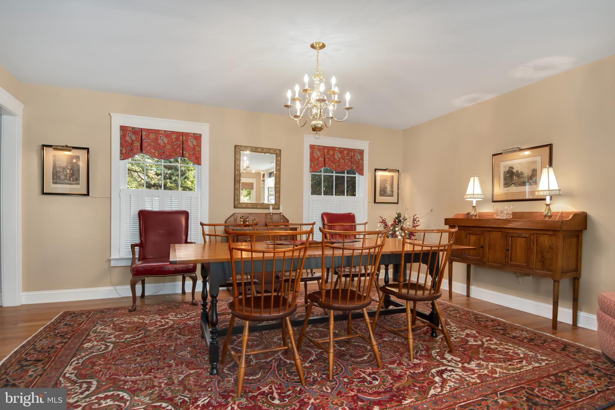 ROYAL ACRES - Residential