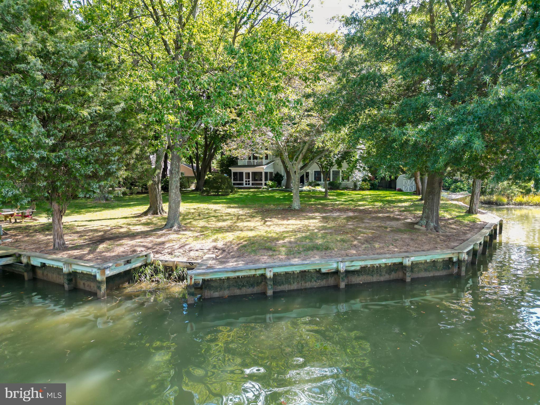 ROYAL ACRES - Residential