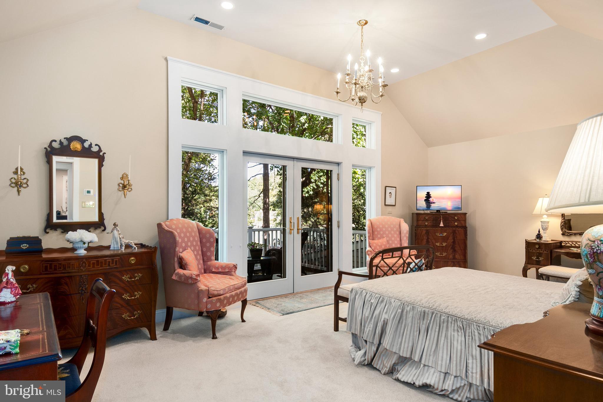 ROYAL ACRES - Residential