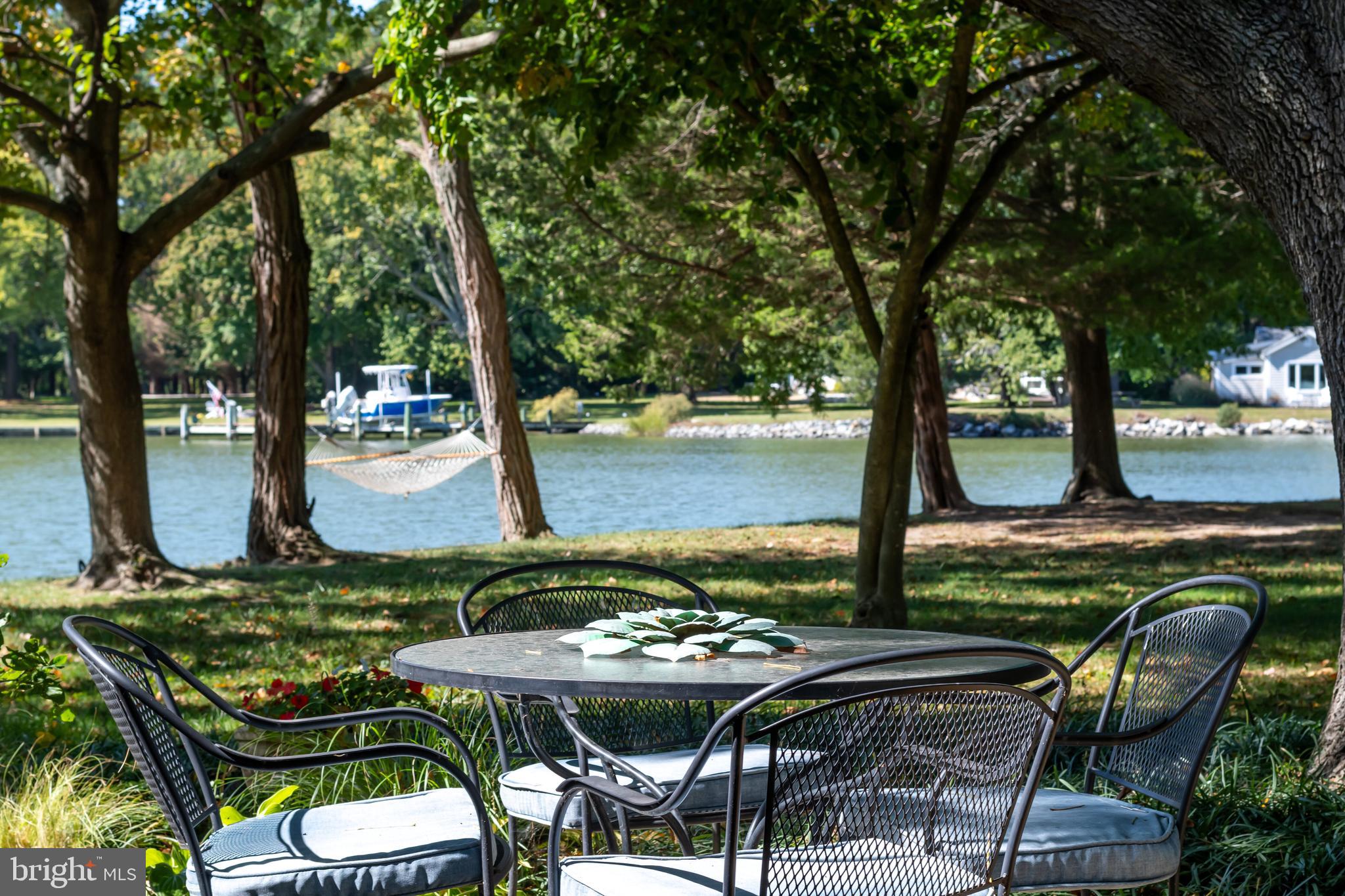 ROYAL ACRES - Residential