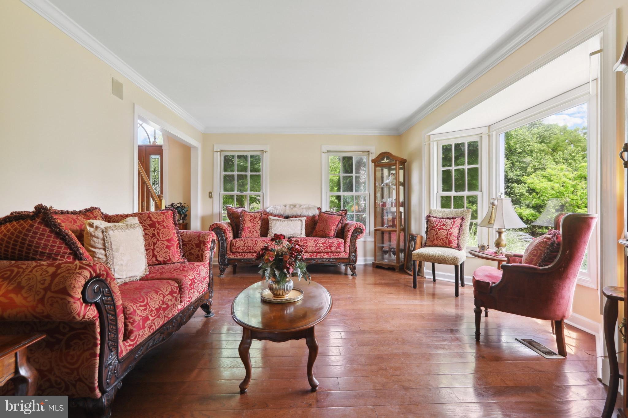 MONTGOMERY MEADOWS - Residential