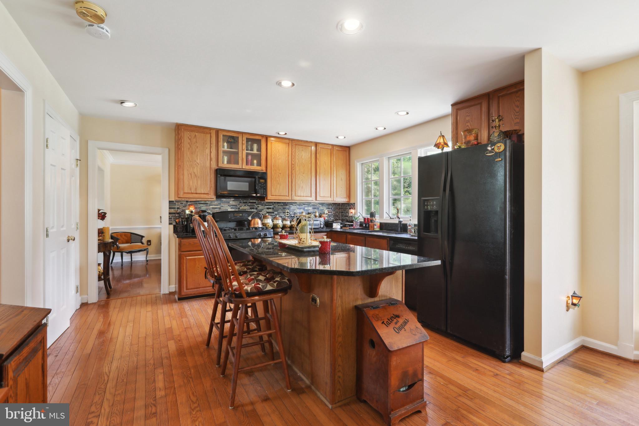 MONTGOMERY MEADOWS - Residential